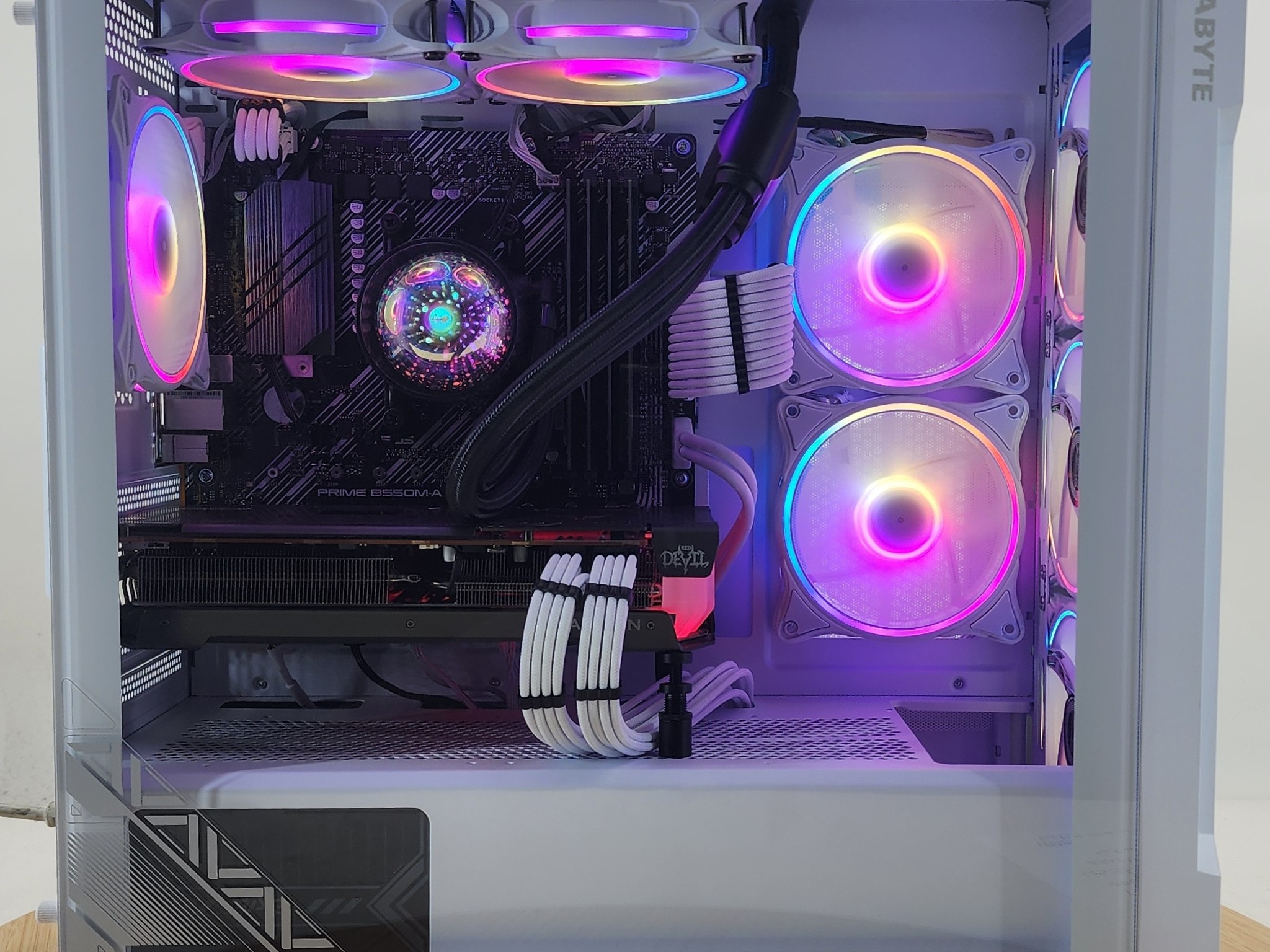 Gaming PC Ryzen 7 5700X 16GB RAM 500GB SSD RX 6600 XT 8GB Windows 11 Computer