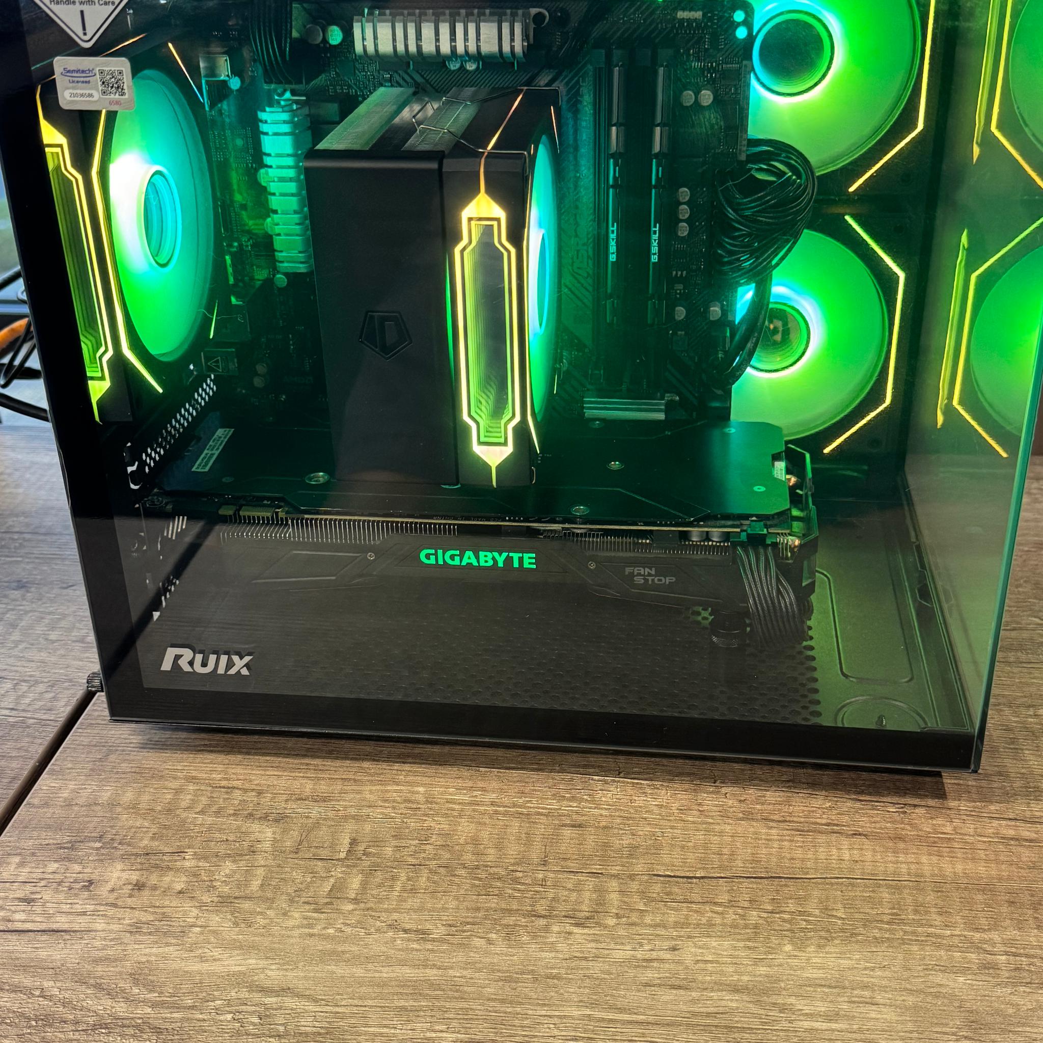 Ryzen 5 3600 - GTX 1070 8GB - 95% New Build