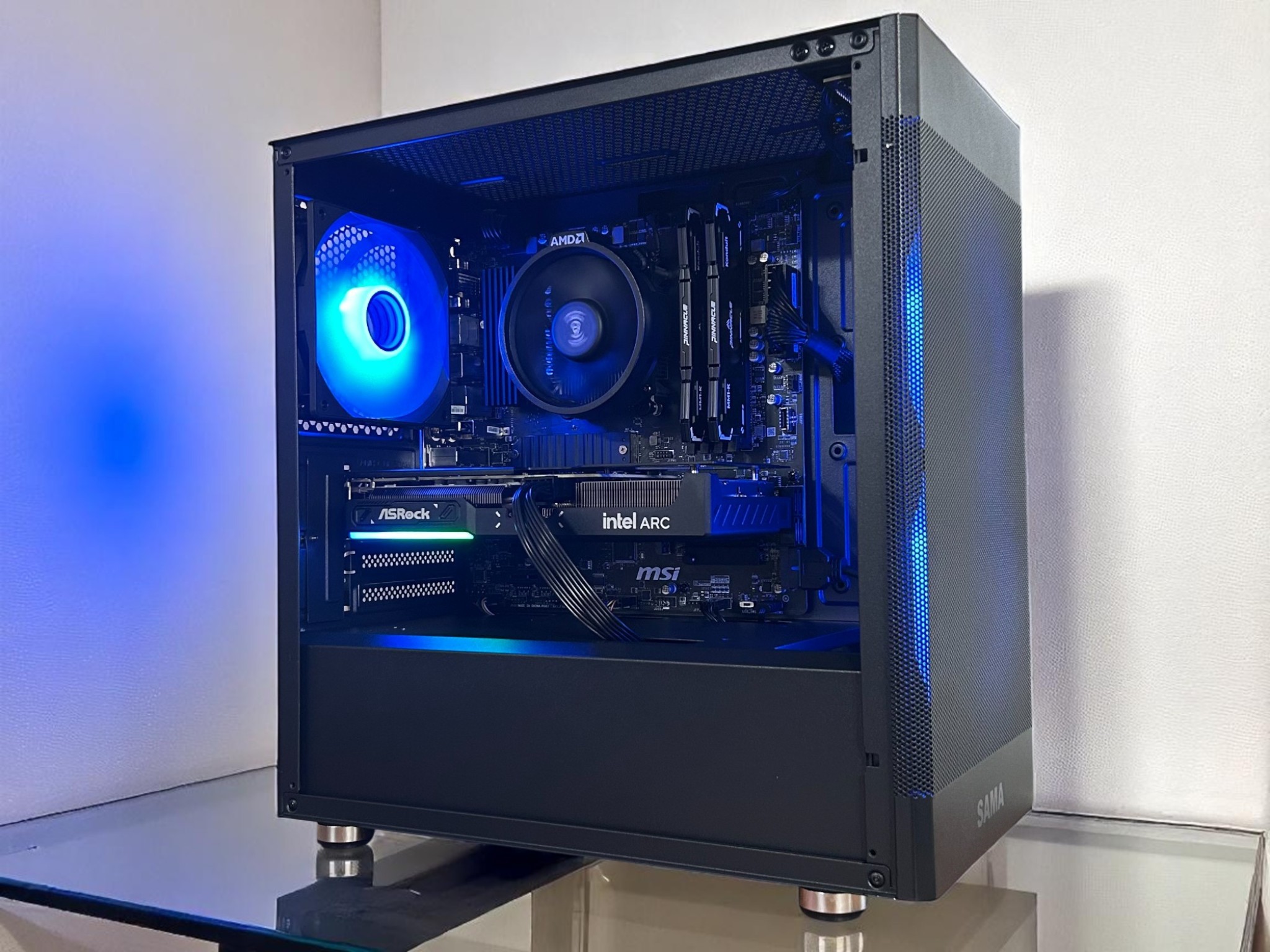 ARC B570 10GB | Ryzen 5 5500 | 32GB DDR4 | 1TB NVMe | The Arc Sentry