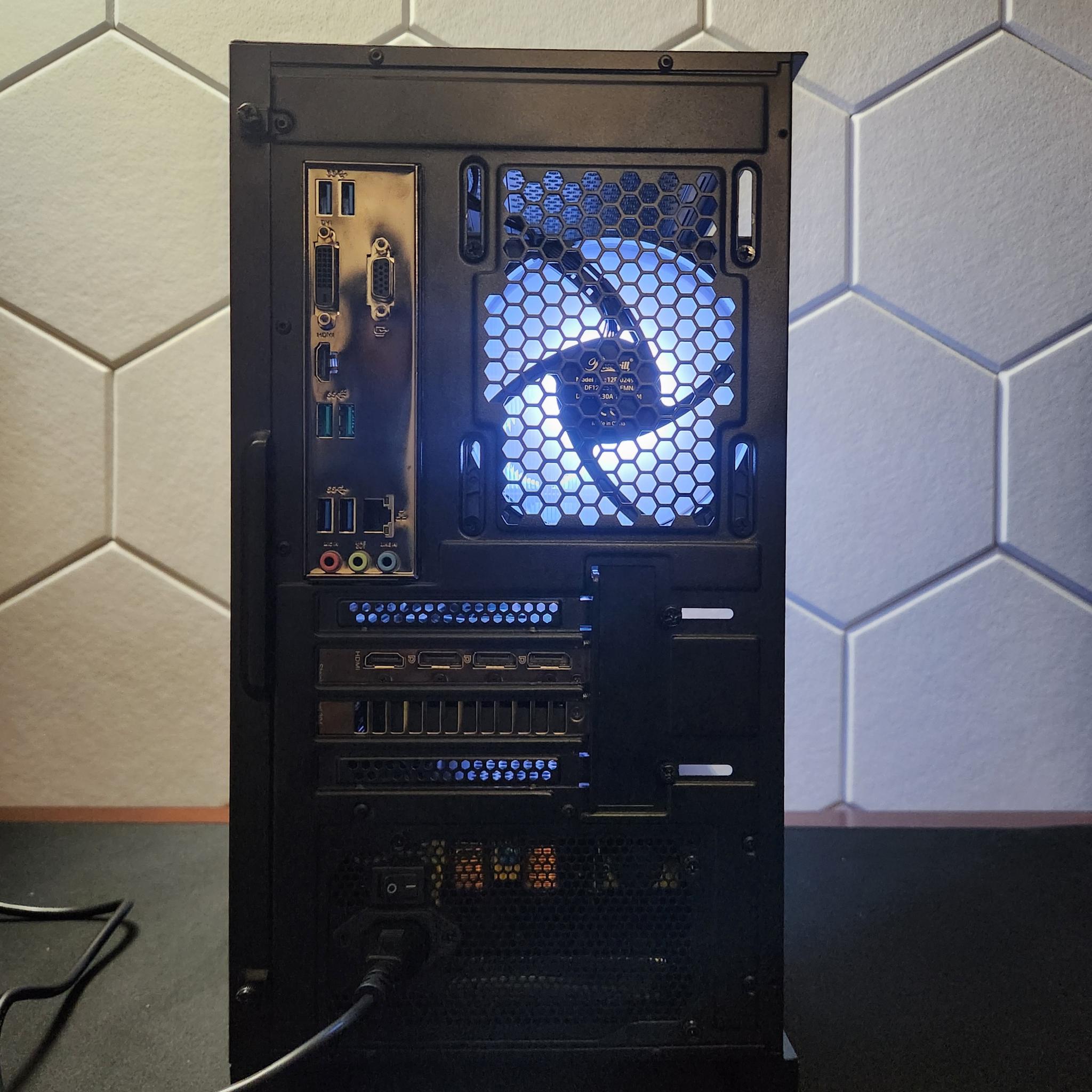 RTX 3060TI | Ryzen 7 3800X | 32GB DDR4 | 256GB SSD + 1TB HDD | WIFI+BT