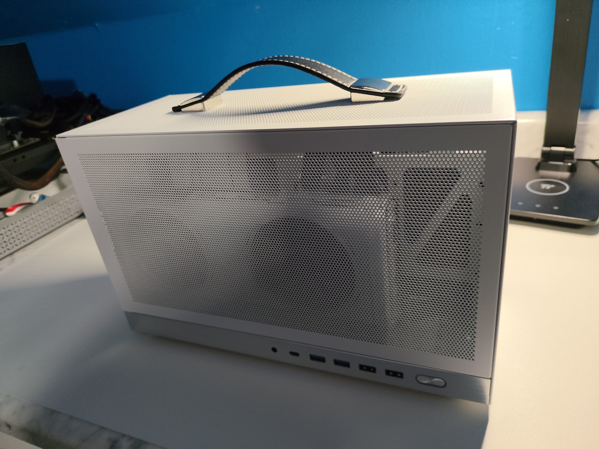 Custom White Ryzen Gaming PC Build