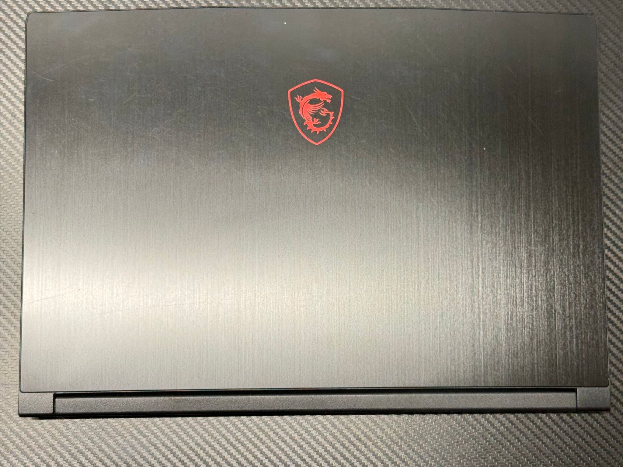 GTX 1650 / i5-10500H / 8GB 2933MHz DDR4 ram / 256GB Nvme ssd / Windows 11