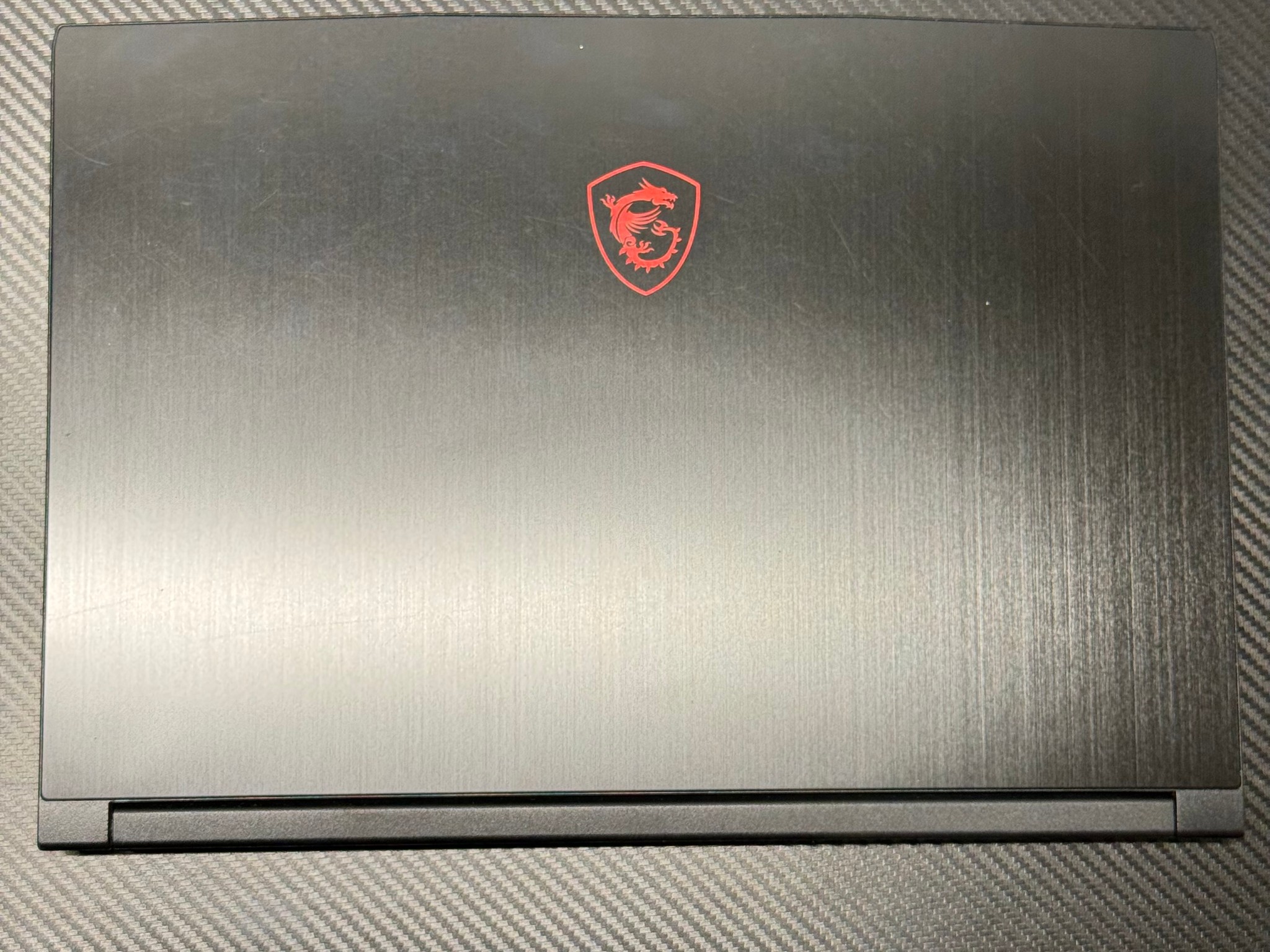 GTX 1650 / i5-10500H / 8GB 2933MHz DDR4 ram / 256GB Nvme ssd / Windows 11