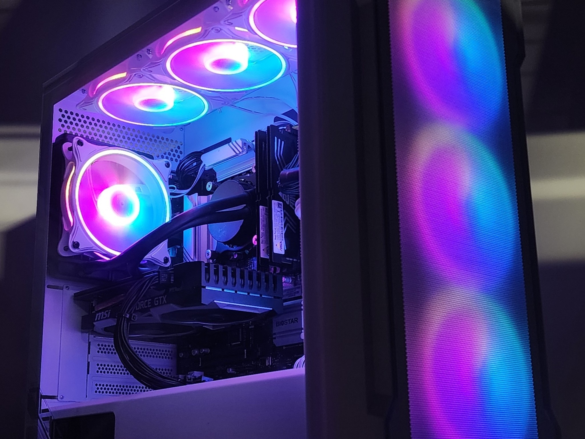 Gaming PC i5-10400F 16GB RAM 500GB SSD GTX 1660 Ti 6GB Windows 11 Computer