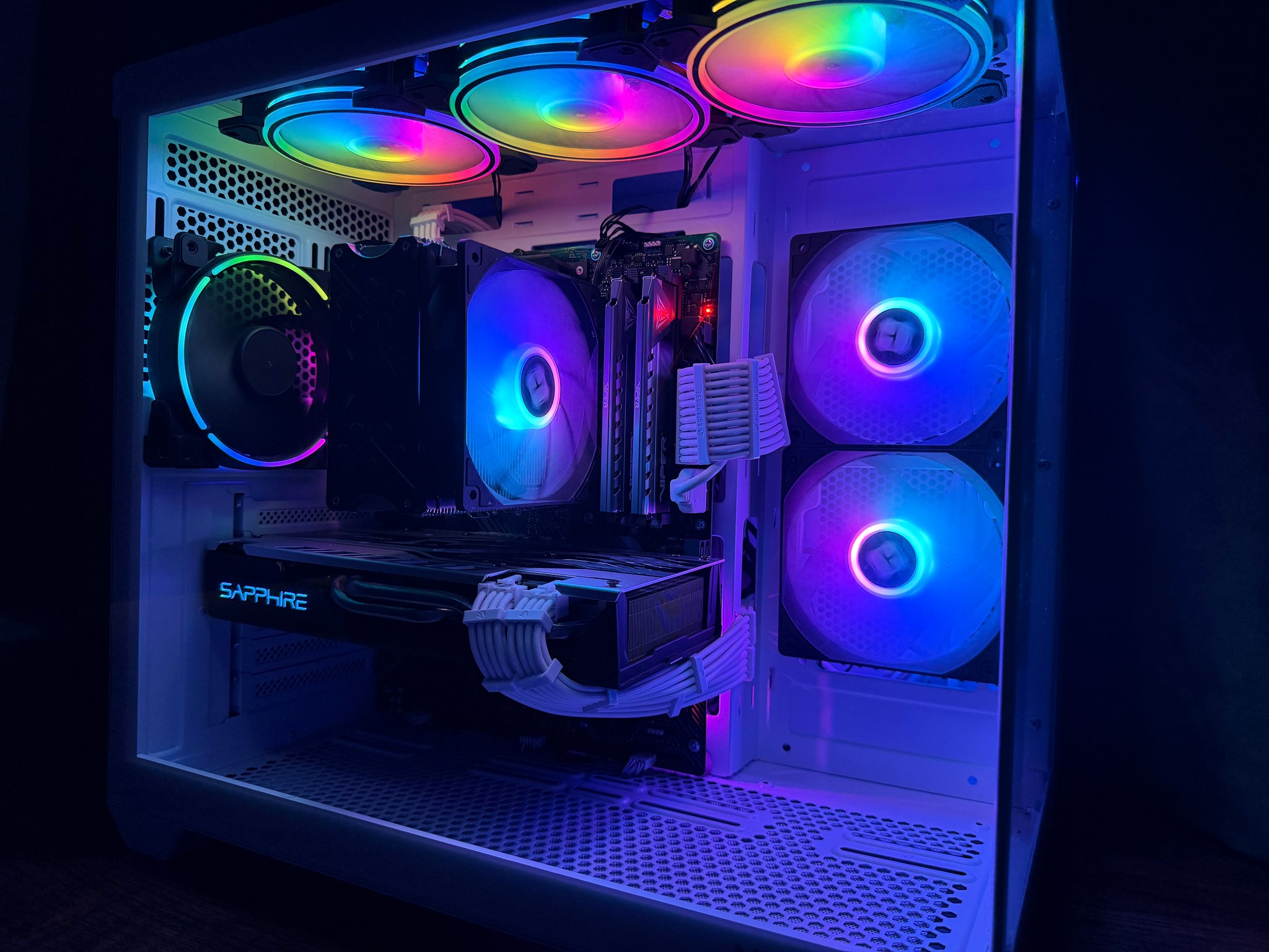 Gaming PC – Ryzen 7 | Sapphire Nitro 8GB GPU | 32GB RAM | Samsung 970 500GB NVMe SSD