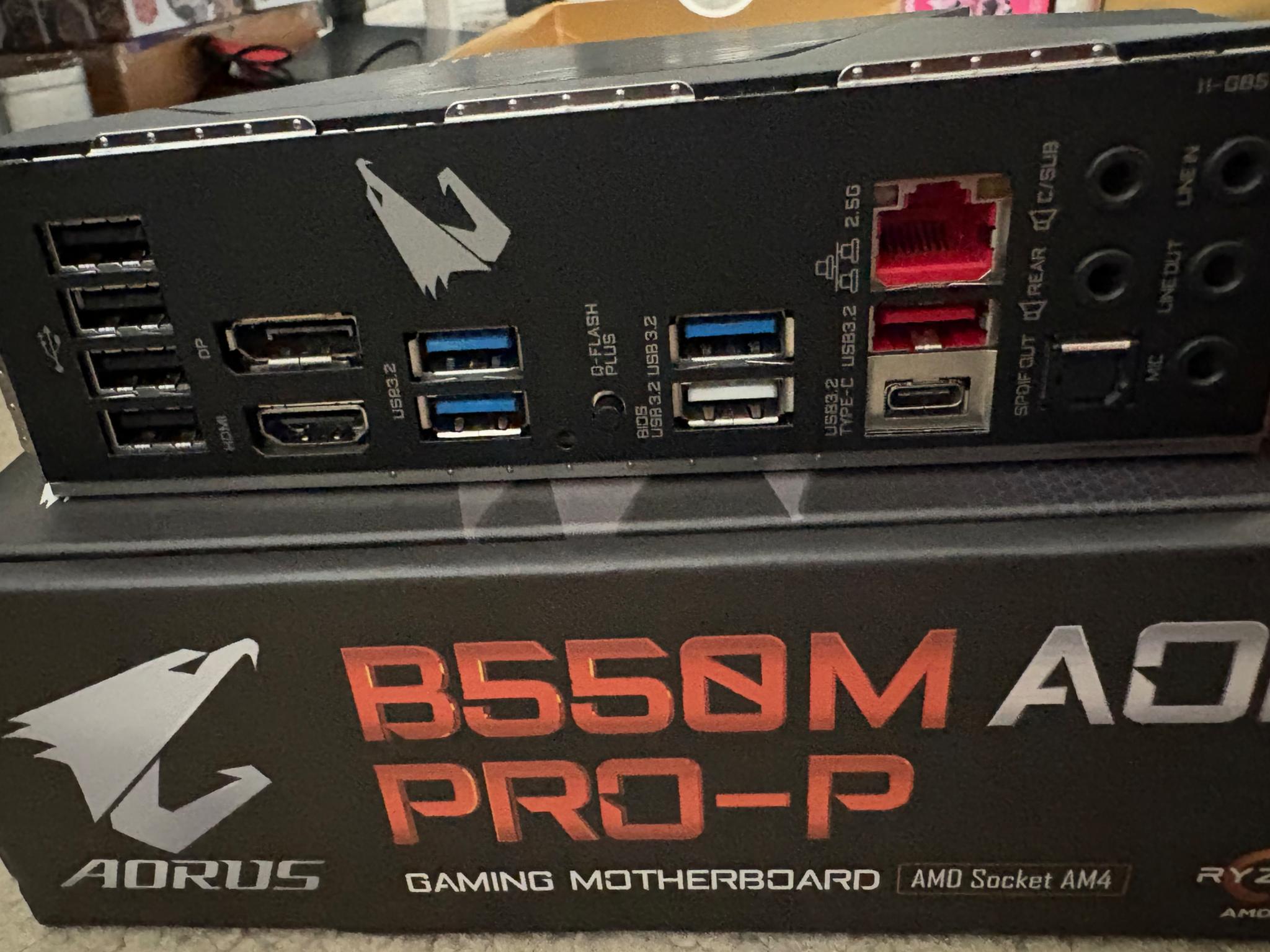 Gigabyte B550M Aorus Pro-P (READ DESCRIPTION)