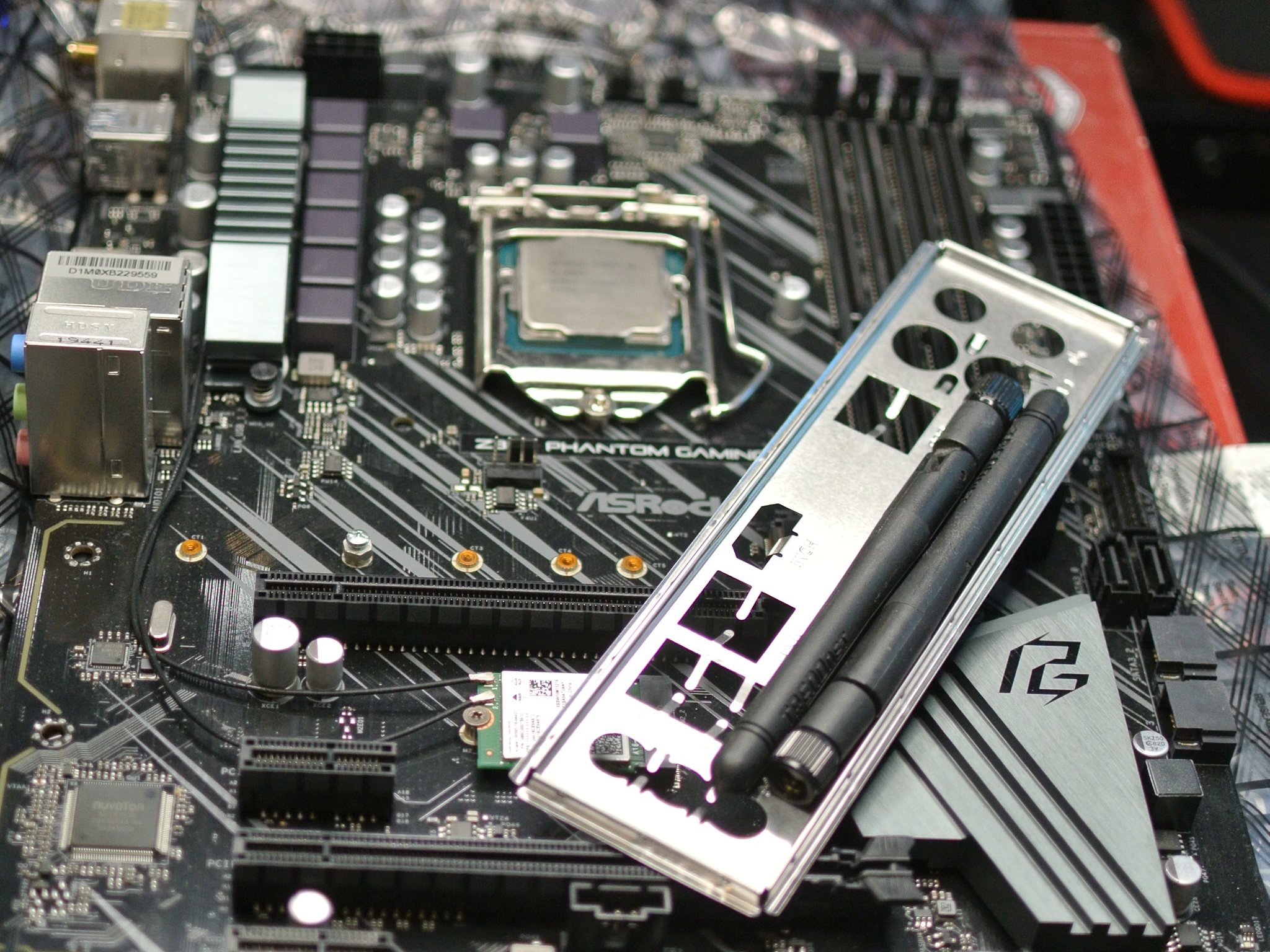 ASRock z390 Phantom Gaming Motherboard w/ i5 8600 CPU Bundle