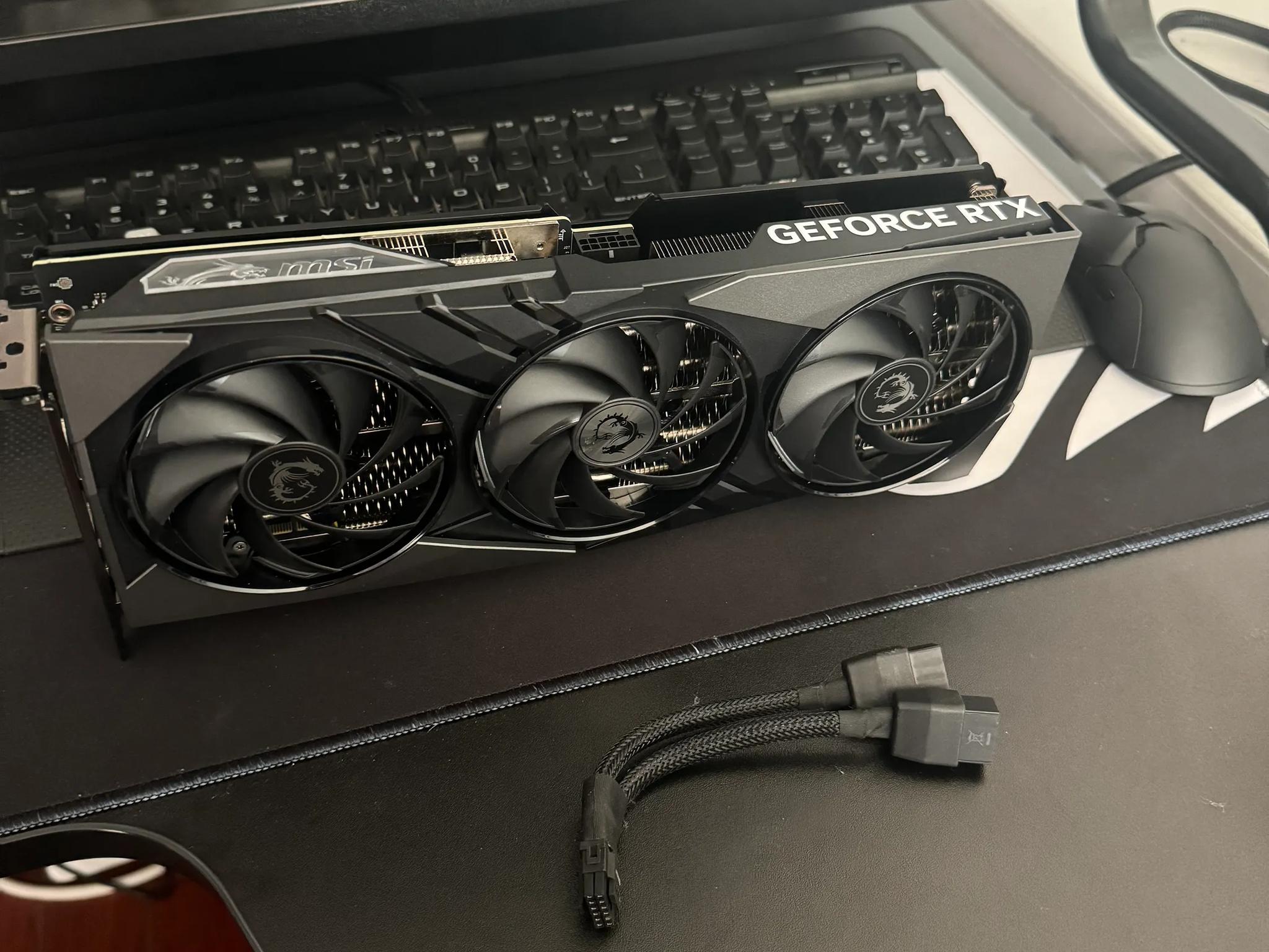 MSI 4070TI GAMING X SLIM 12GB