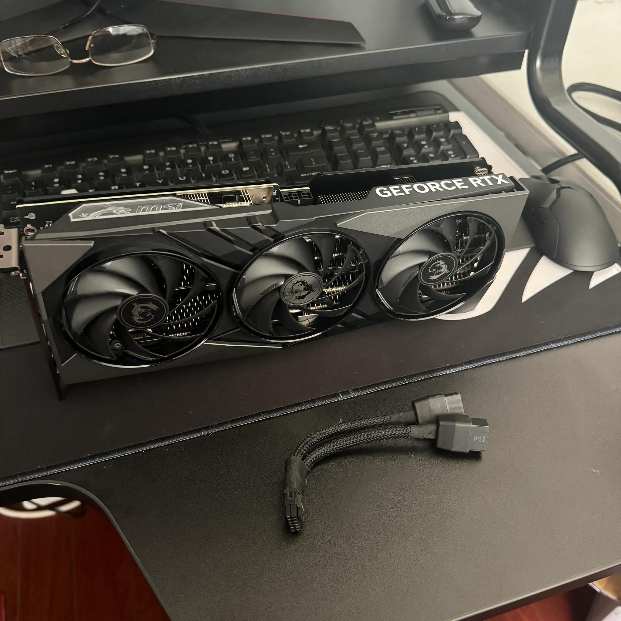 MSI 4070TI GAMING X SLIM 12GB