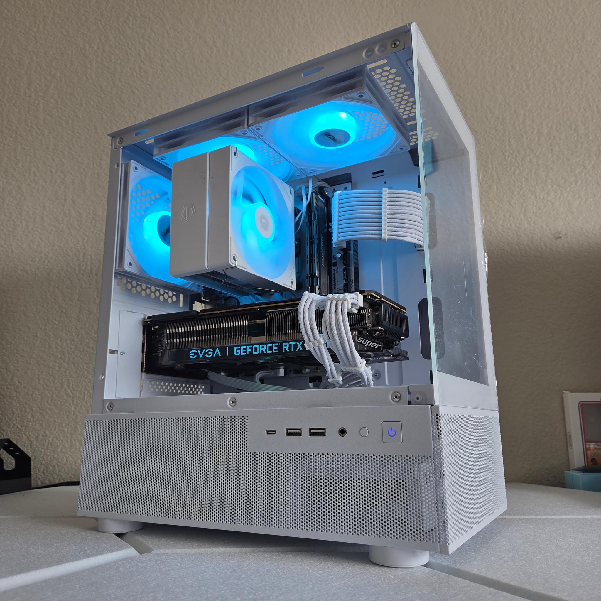 WINTER STORM – Ryzen 5 5500 / RTX 2080 super / 16GB RAM / 500GB NVMe SSD❄️⛄❄️/I/
