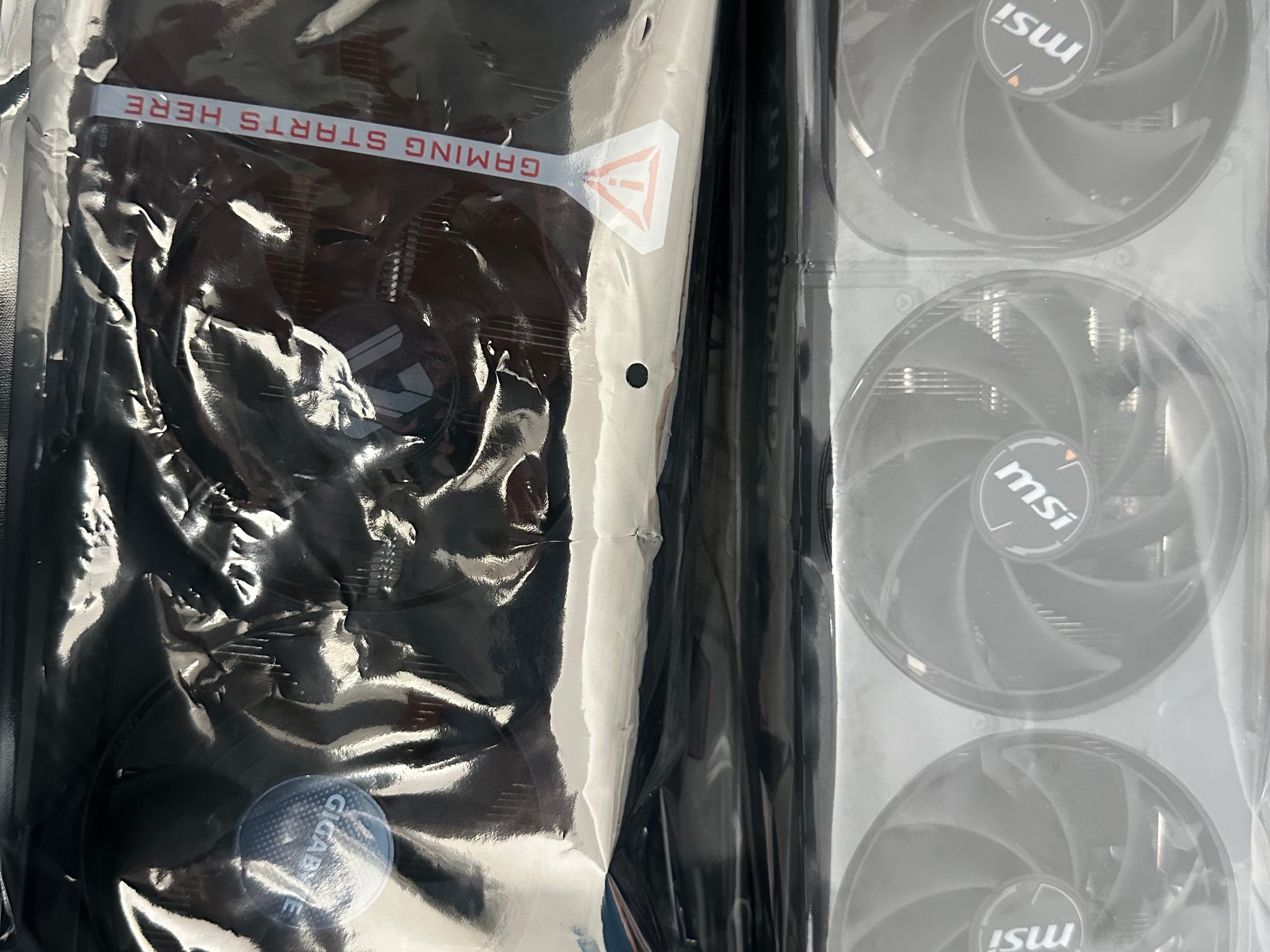 MSI RTX 5070 Ti SHADOW 3X OC & 9070xt Gigabyte