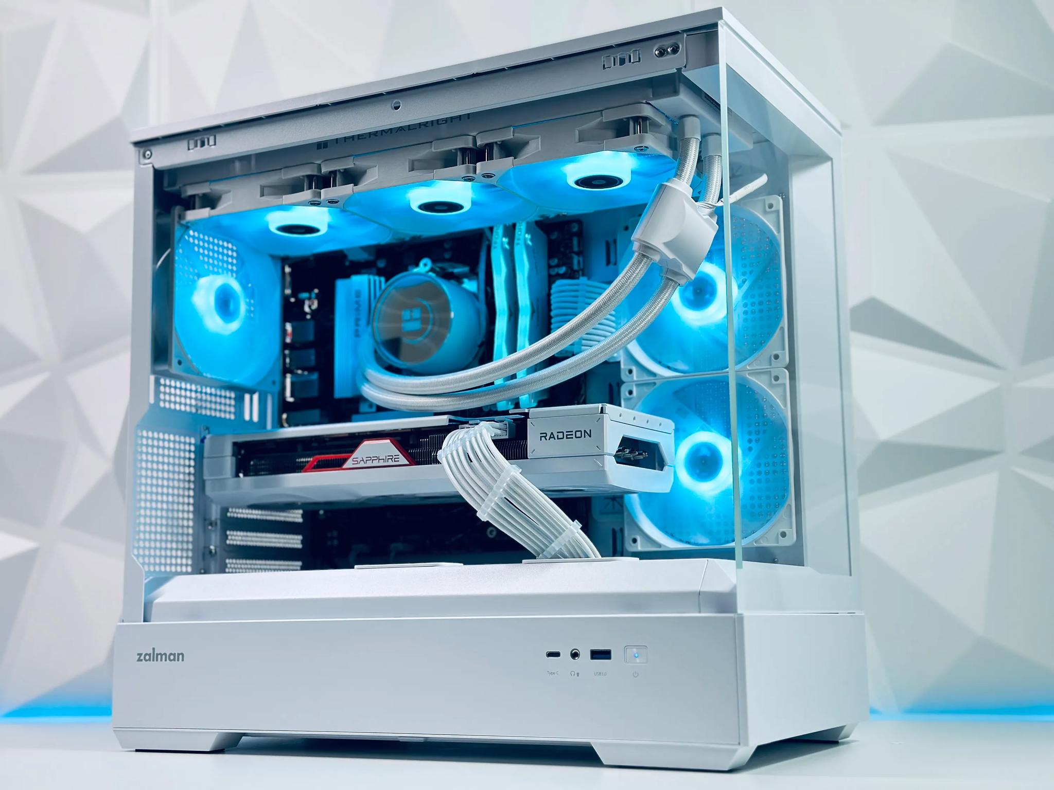 ✨🎁🎄🐻‍❄️ 🧊 Polar Bear  Gaming PC❄️AMD RX 7800 XT 16GB❄️AMD Ryzen 7 7700