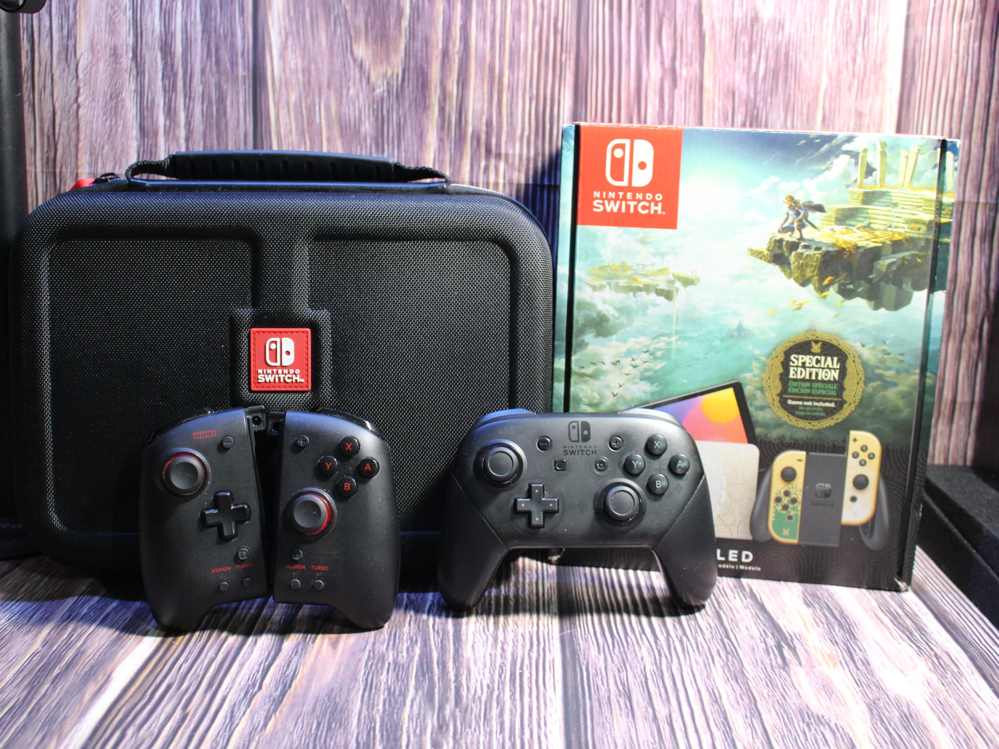 Nintendo Switch OLED The Legend of Zelda: Tears of the Kingdom
