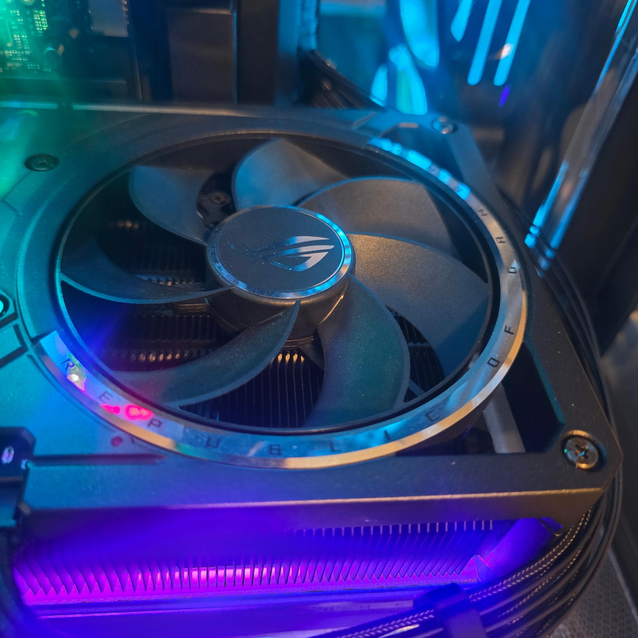 ASUS ROG Strix LC GeForce RTX 5090 Astral