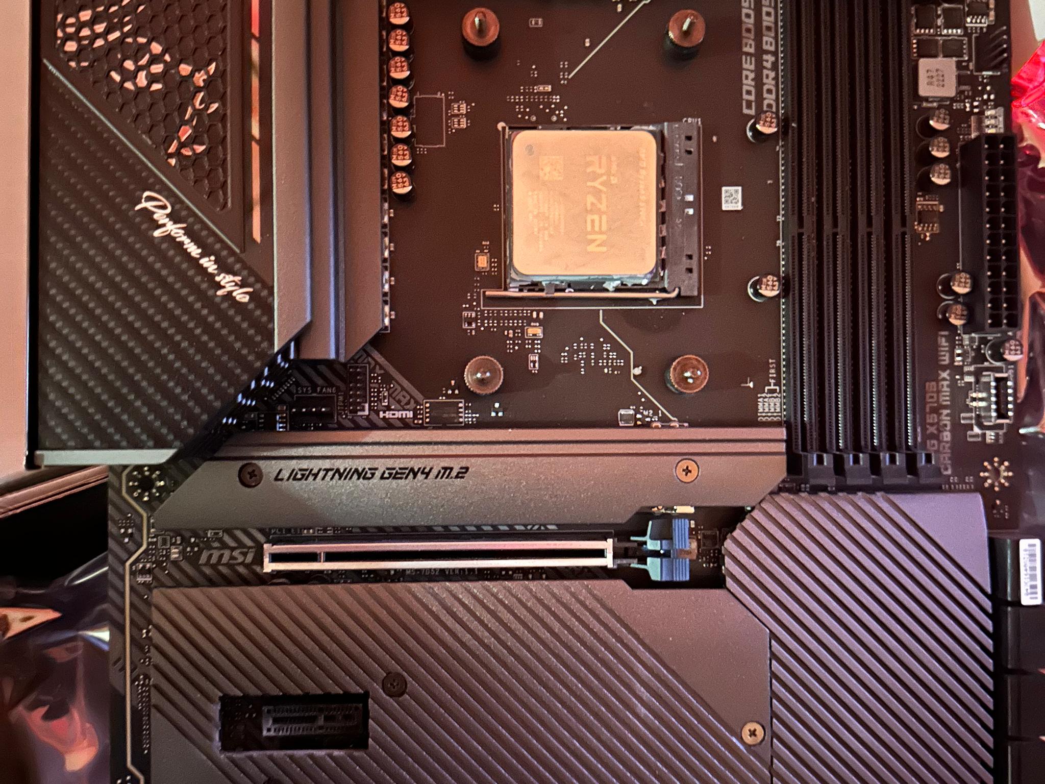 Black MSI X570s Carbon Wifi