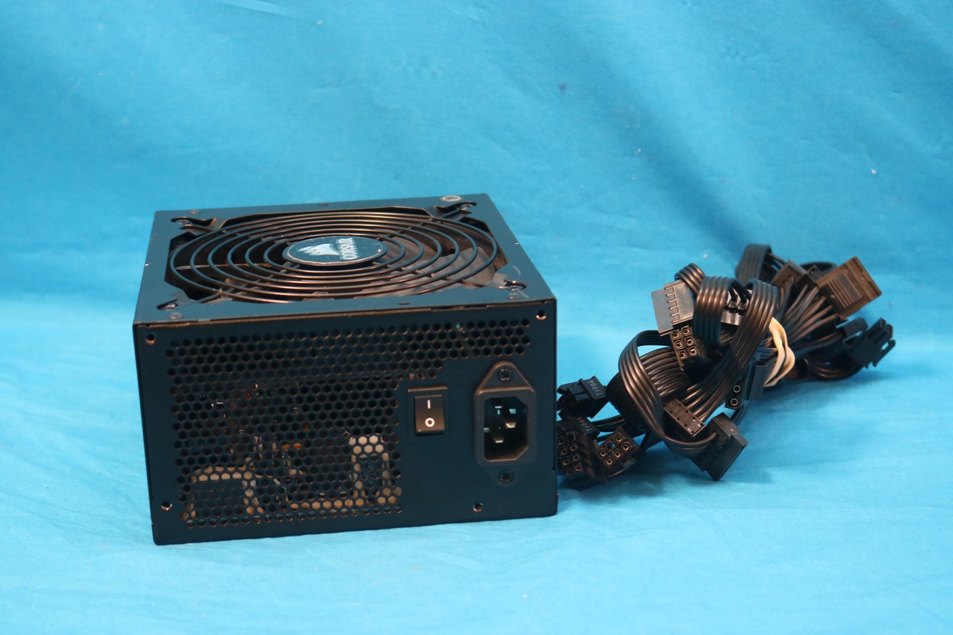 Corsair CX Series CX750M 750W Semi-Modular 80 PLUS Bronze ATX Desktop PSU CP-9020061/75-002019