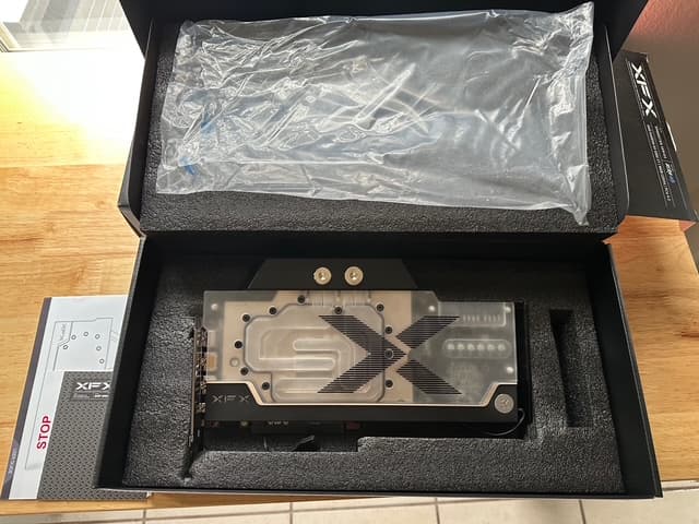 XFX Speedster ZERO Radeon RX 6900XT RGB EKWB