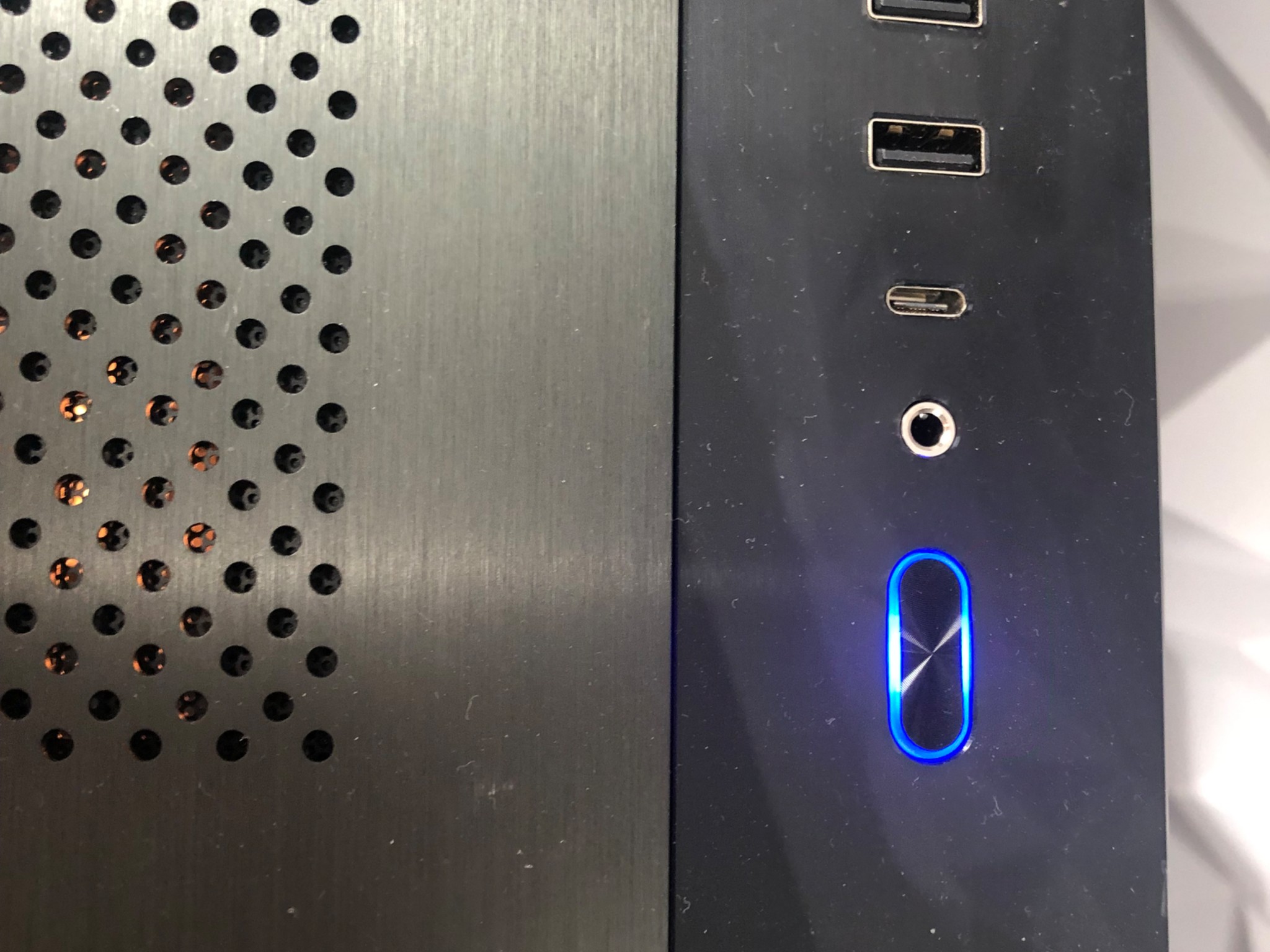 FIRESTORM🔥9800X3D🔥9060XT 16GB🔥2TB M.2🔥WI-FI