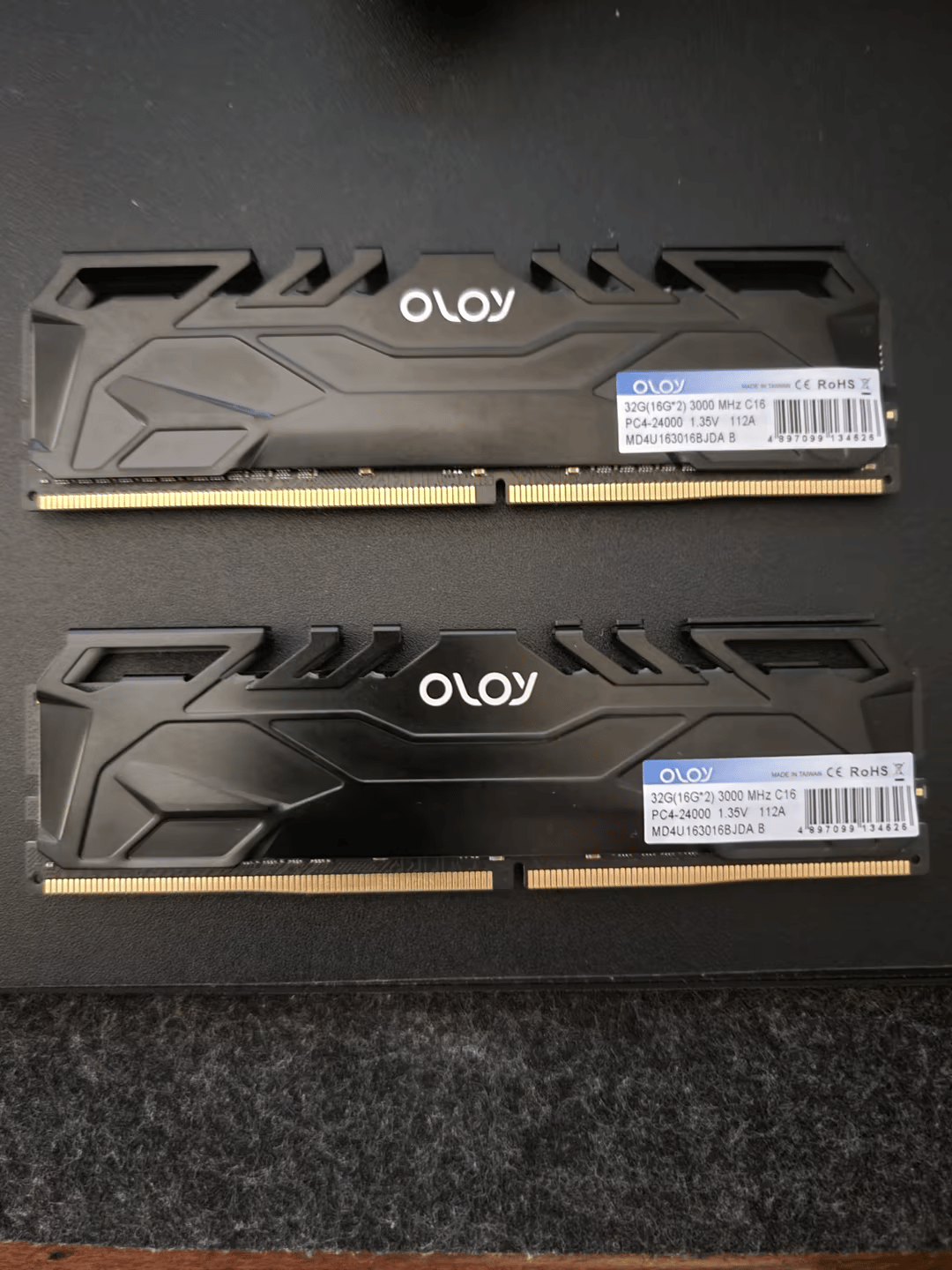 OLOy DDR4 32GB (2X16GB) 3000 MHz