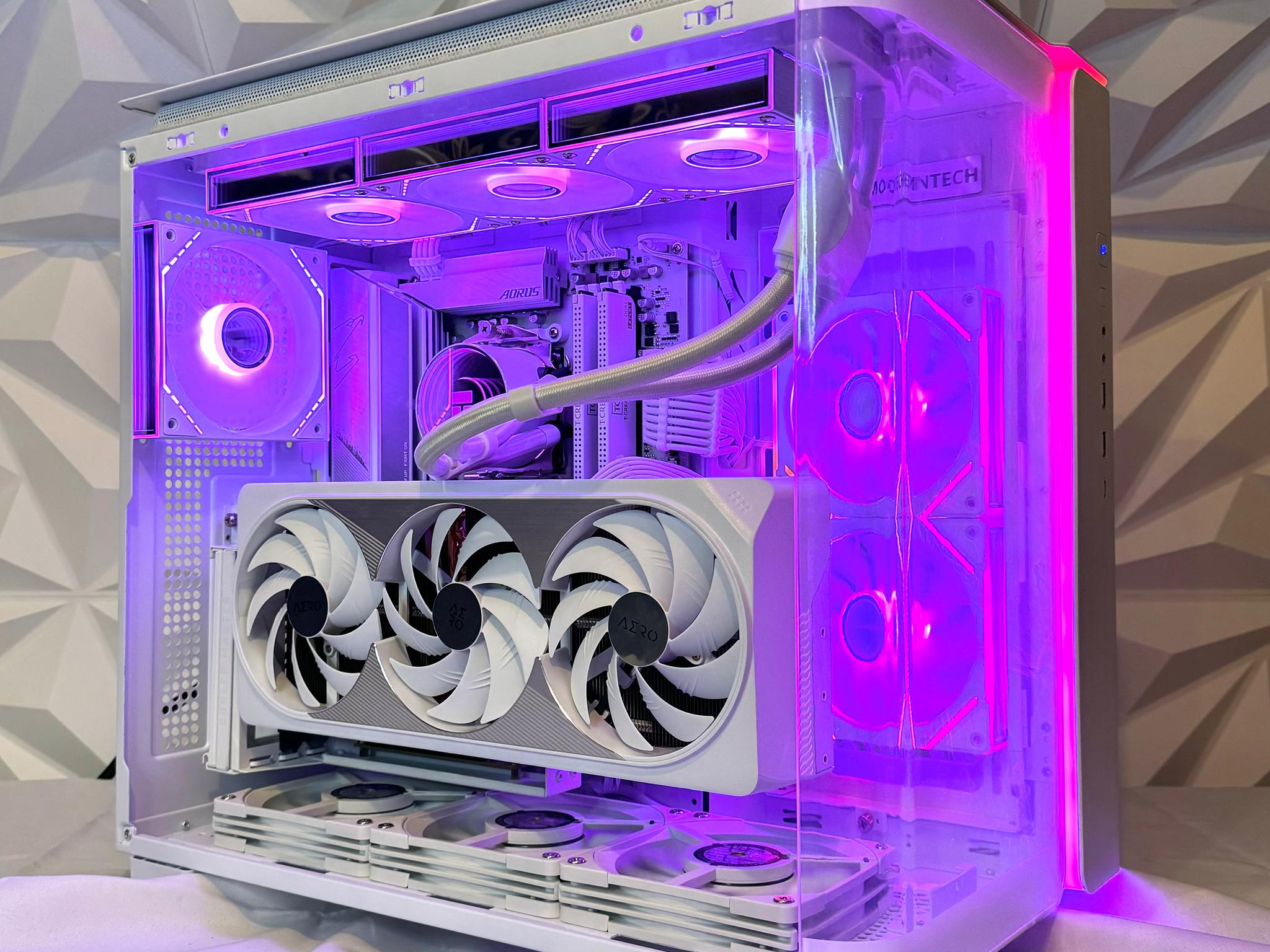 Clearance"Snow Bunny" Ryzen 7 7800X3d, 4080 super, 64gb ddr5, 2tb nvme and 4TB HDD