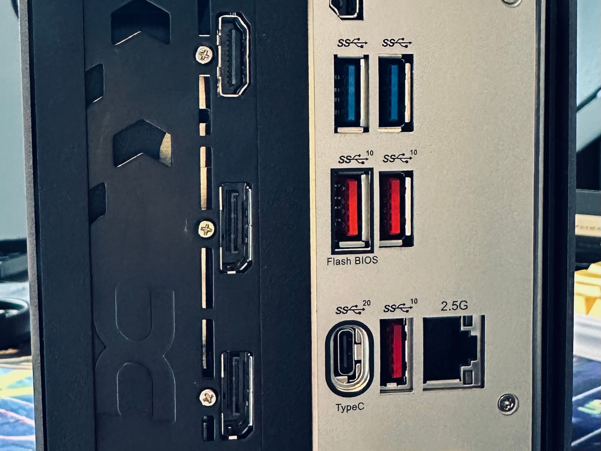 AM5 5L SFF Gaming PC | More Powerful Steam Machine | 9060 XT 16 GB | 9600 X3D | 32 GB DDR5 6000 MT/S