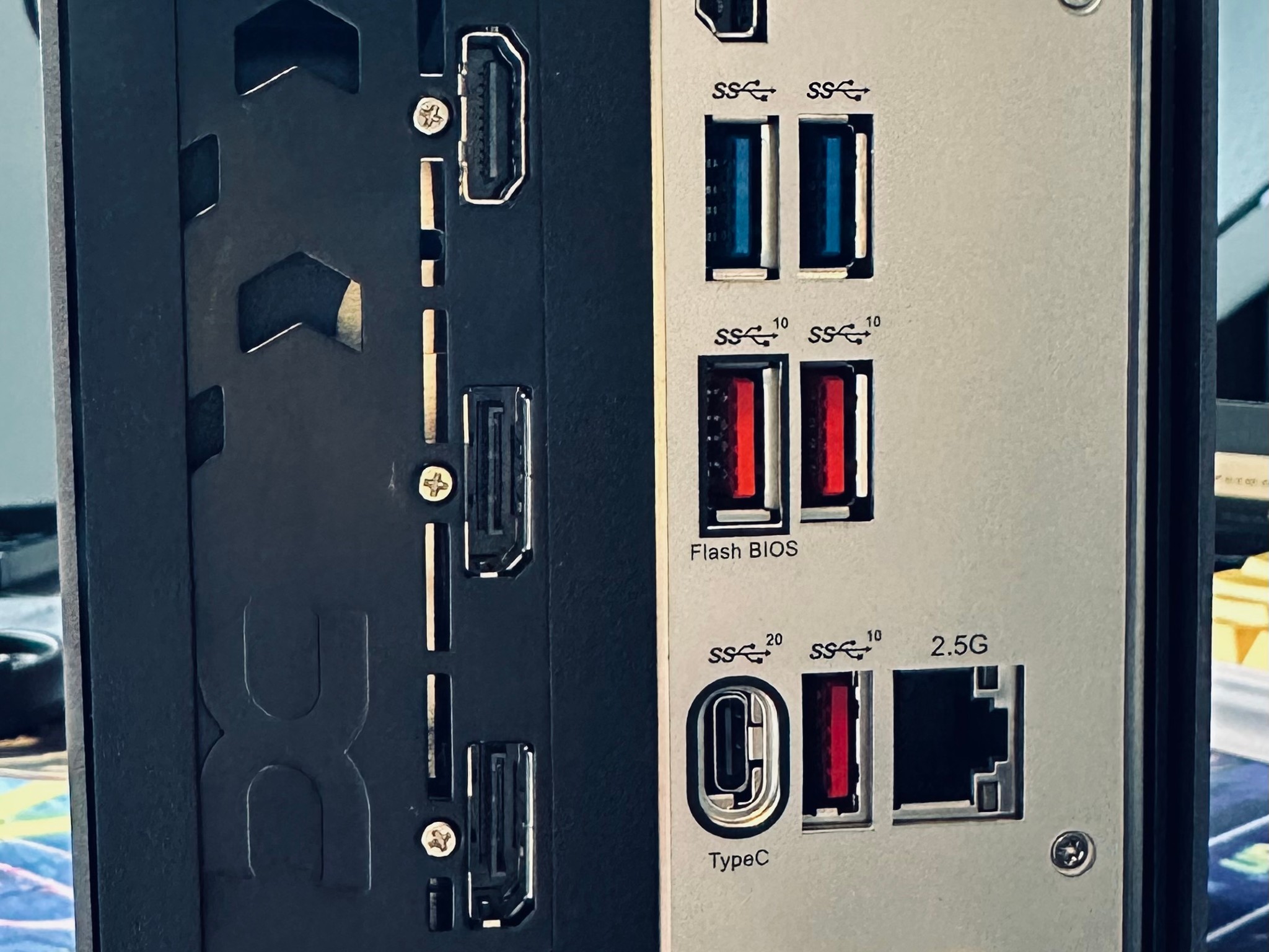 AM5 5L SFF Gaming PC | More Powerful Steam Machine | 9060 XT 16 GB | 9600 X3D | 32 GB DDR5 6000 MT/S