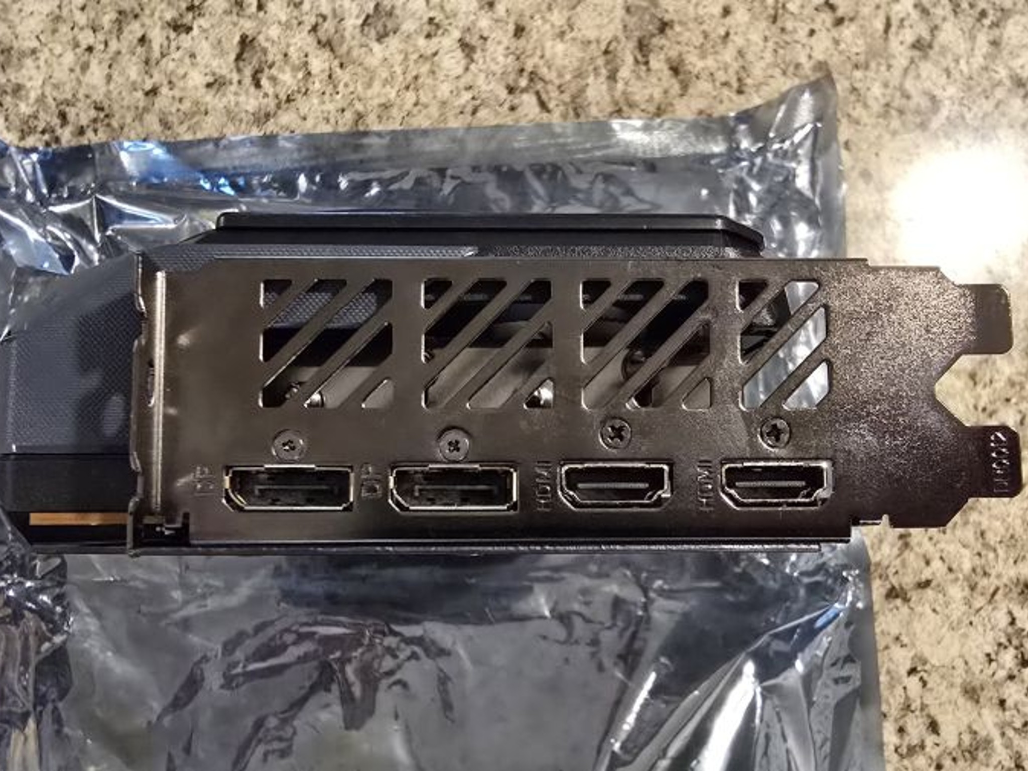 GIGABYTE Radeon RX 9070 Gaming OC 16G Graphics Card, PCIe 5.0, 16GB GDDR6, GV-R9070GAMING