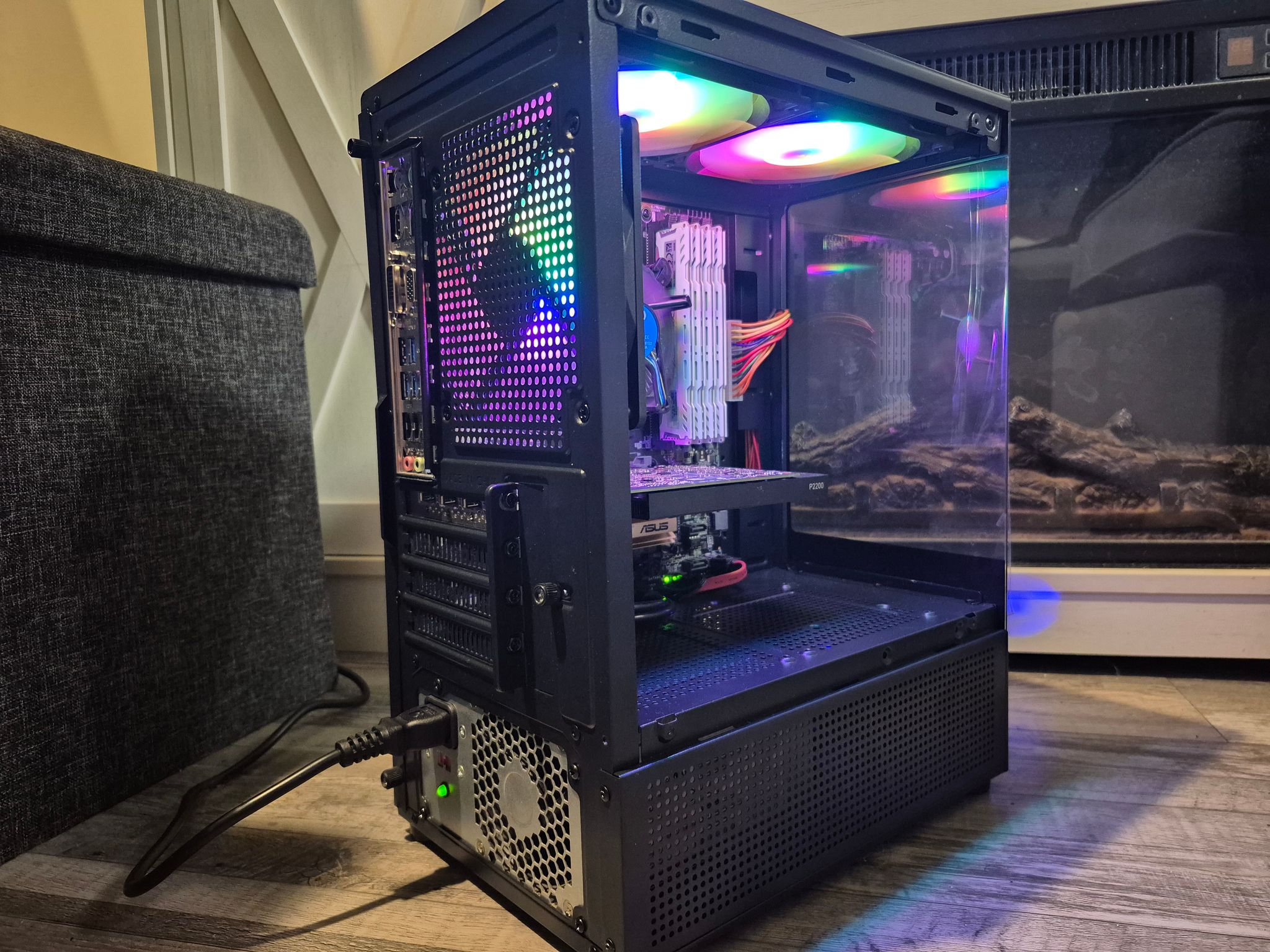 Power Efficiency! i7-6700, 16GB RAM, 512GB SSD, Quadro P2200 (GTX 1060), Win11