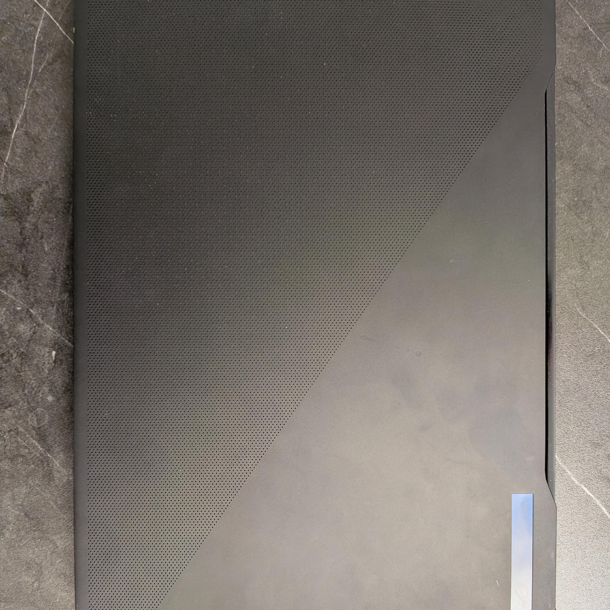 Asus Zephyrus M16 Anime Matrix, 4090, 64G RAM, 2T SSD