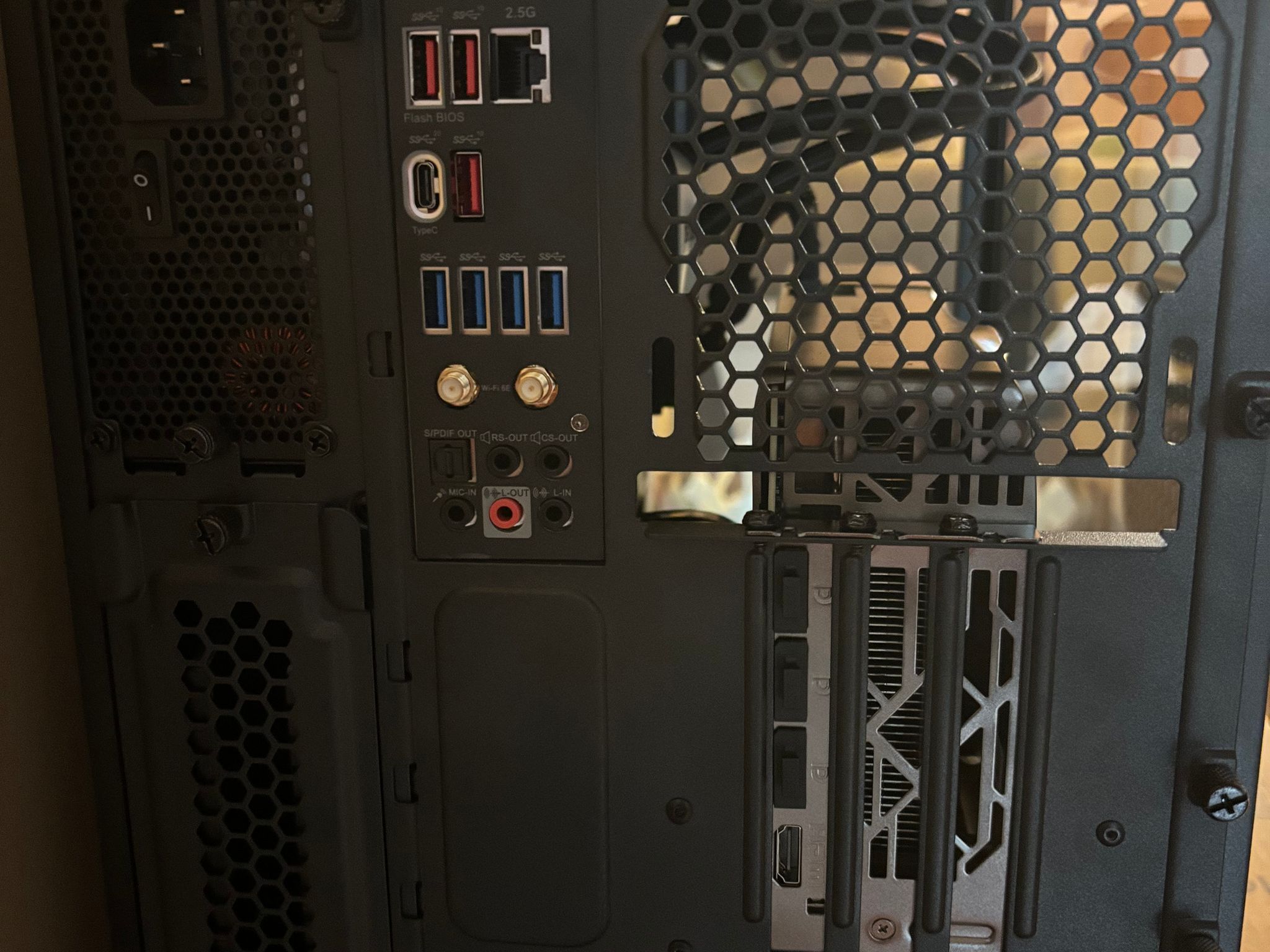 New 4k gamer, 4070 Ti super 16gb, ryzen 9 7900x3D,64 gb ddr5