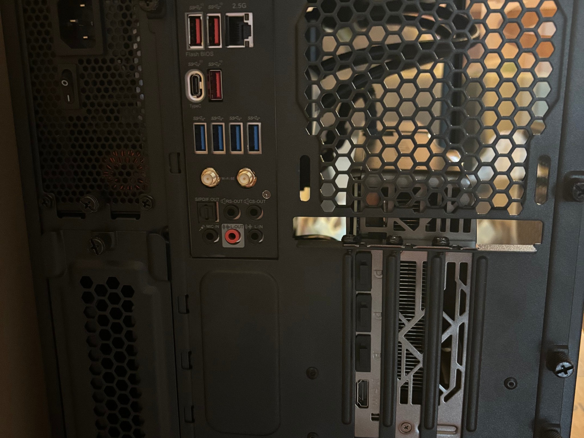 New 4k gamer, 4070 Ti super 16gb, ryzen 9 7900x3D,64 gb ddr5