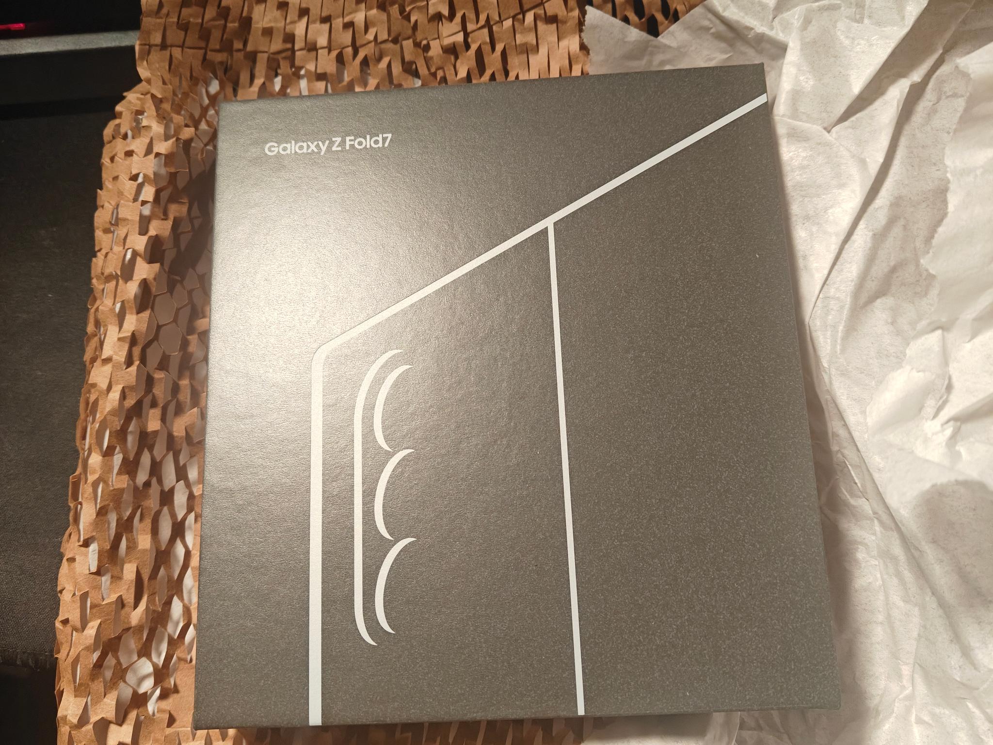 Samsung Galaxy Fold 7 Unsealed 512 GB, Unlocked, Jetblack