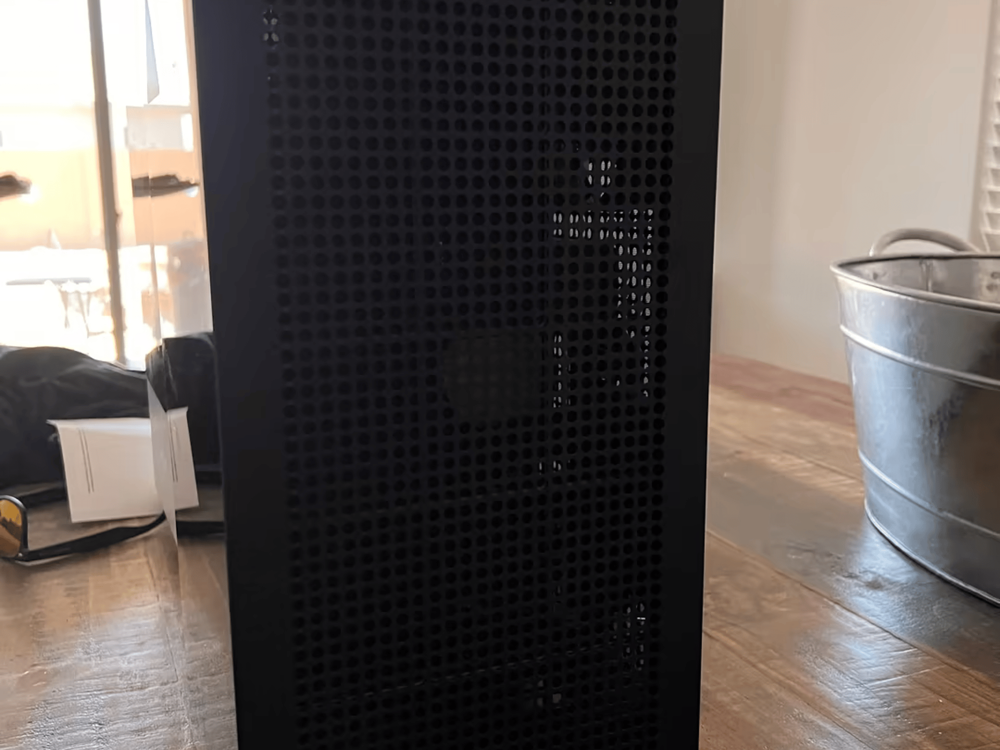 NZXT H1 V2, Lightly Used