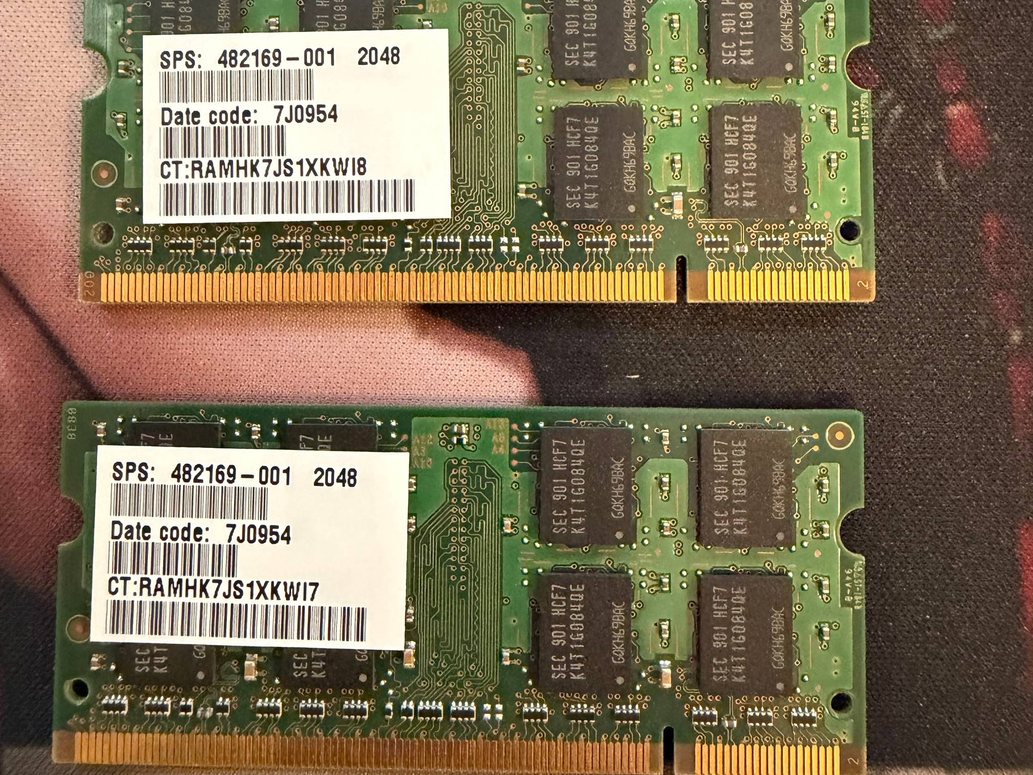 Samsung 4GB Kit (2x2GB) DDR2 PC2 Laptop SO-DIMM Memory RAM