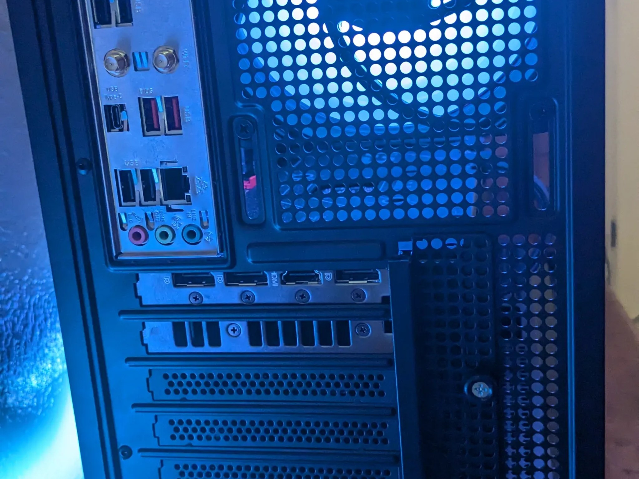 🔥RTX 4070, Ryzen 7 7700, 32 GB DDR5, 1 TB Storage
