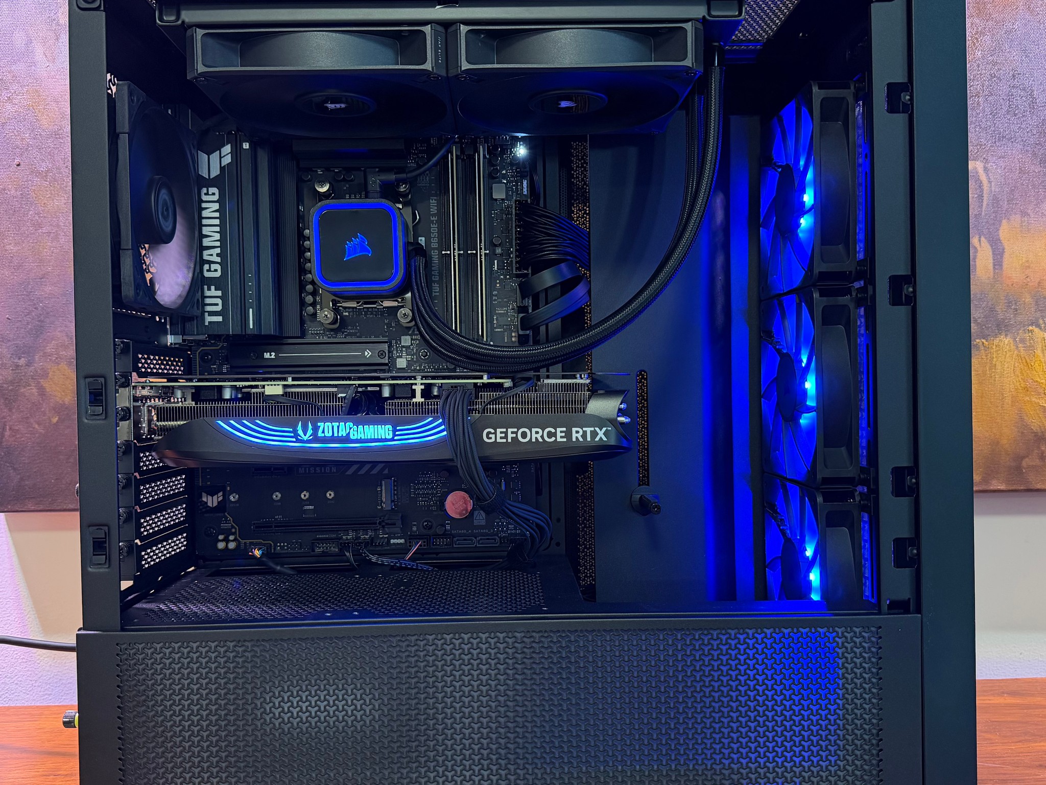 RTX 4070 Ti SUPER | Ryzen 7 7700X | 32GB DDR5-6000 | 2TB NVMe | Corsair H115i AIO | 850W Gold PSU