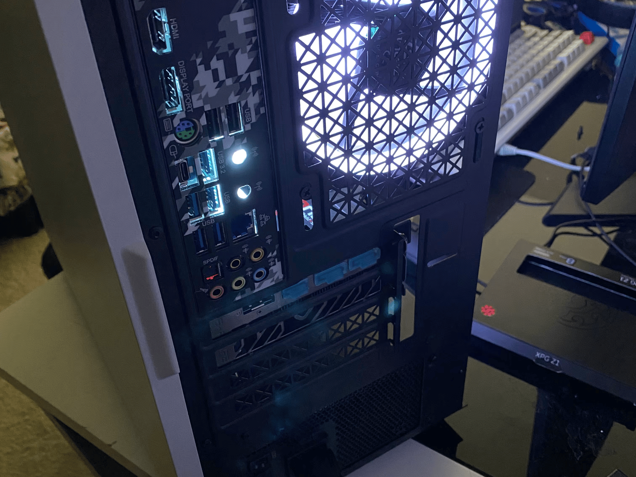 White & Black-Themed Gaming PC - AMD Build