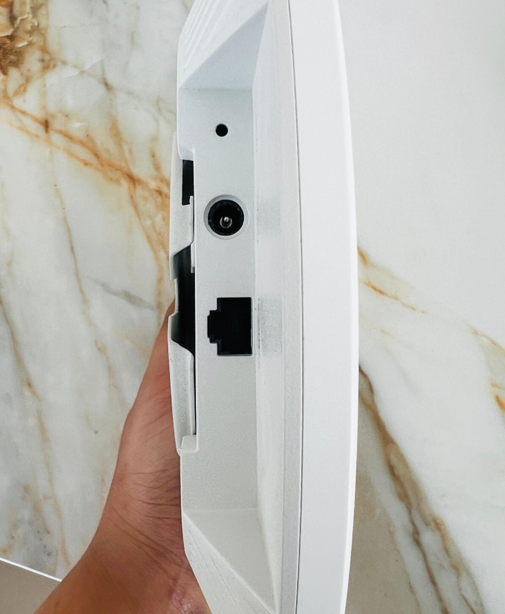 Like New Wifi Mesh System Routers- Tp-Link Omada AX5400 Wifi 6. 3-Pack Discount!