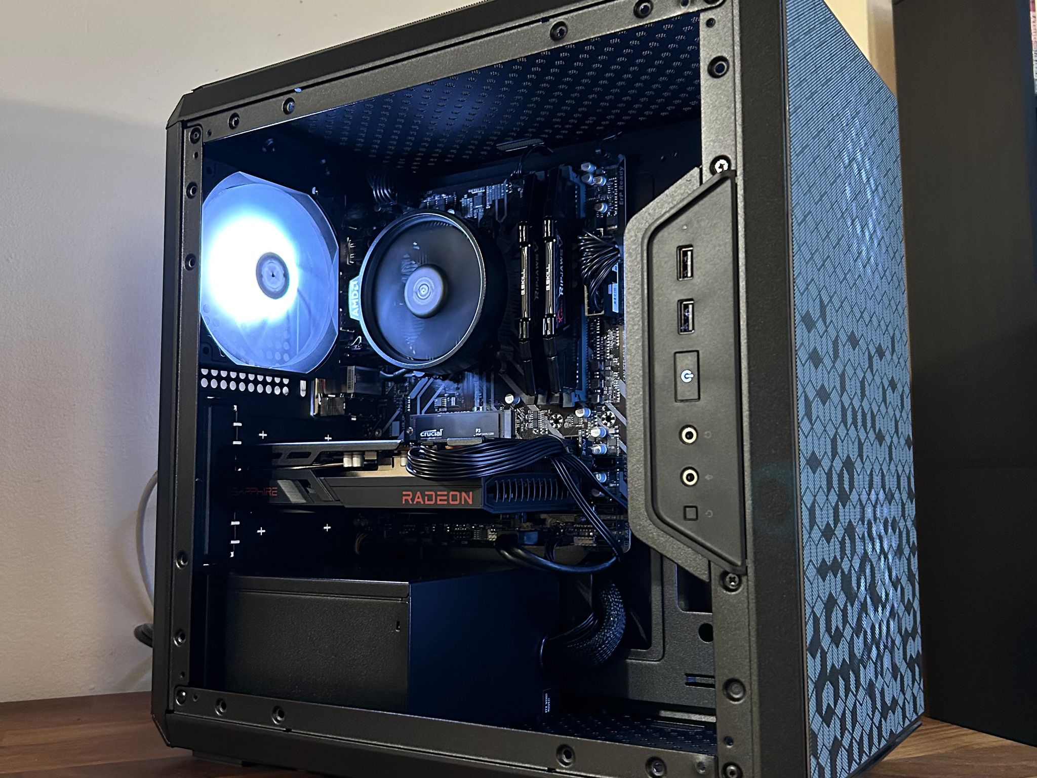 RX 6600 | Ryzen 5 4500 | WIFI | Entry Level Beast V26