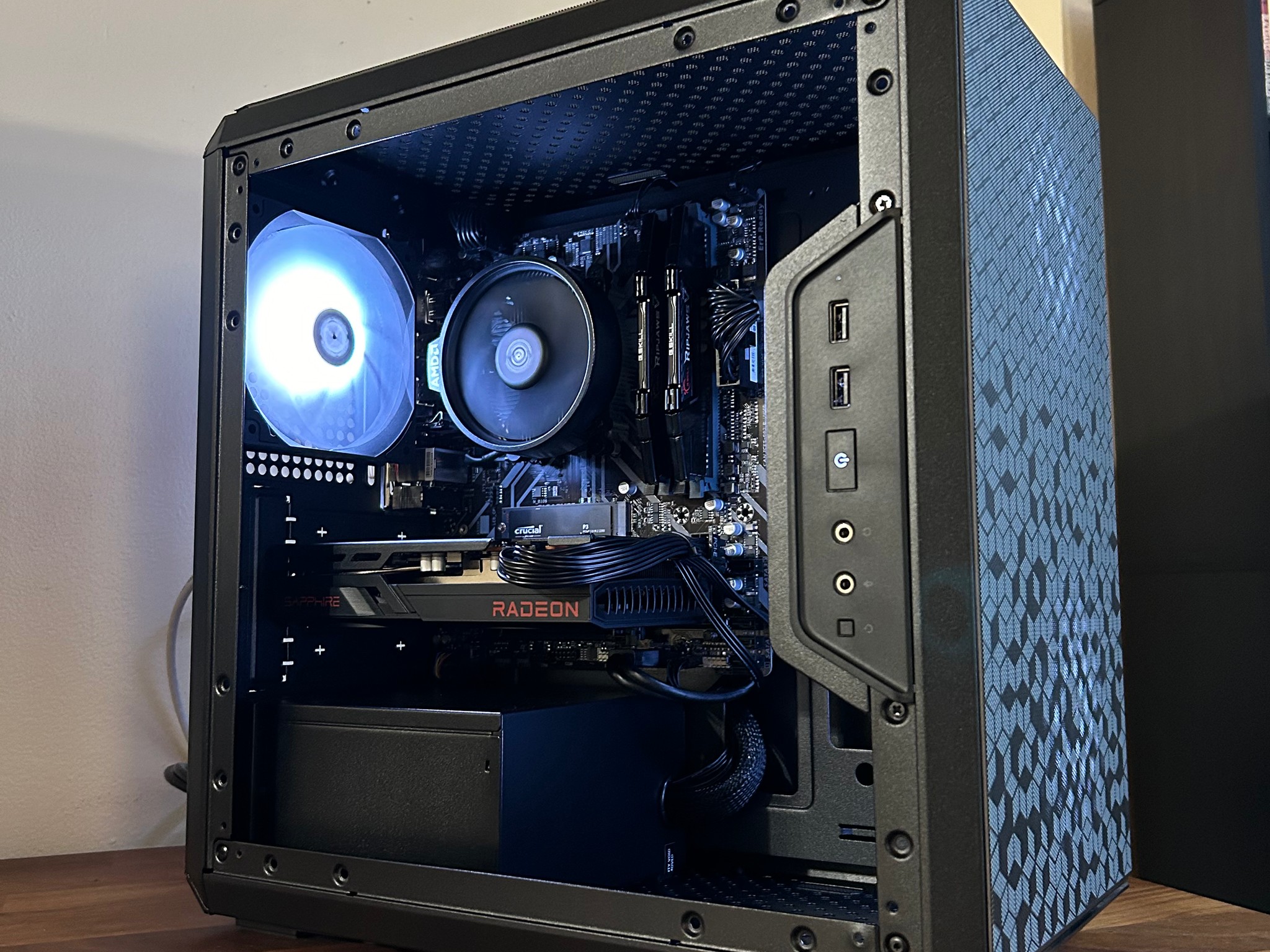 RX 6600 | Ryzen 5 4500 | WIFI | Entry Level Beast V26