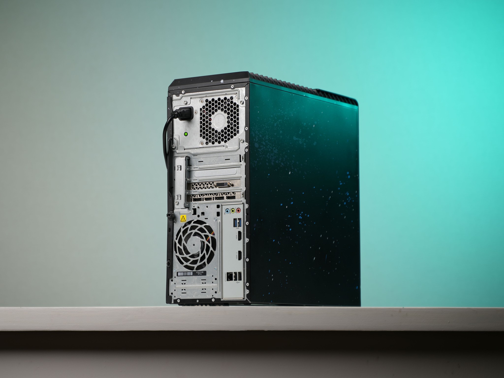 “OMENFORM 10” GTX 1060 Intel Core i5 7400 8GB .7TB Windows 11 Gaming PC