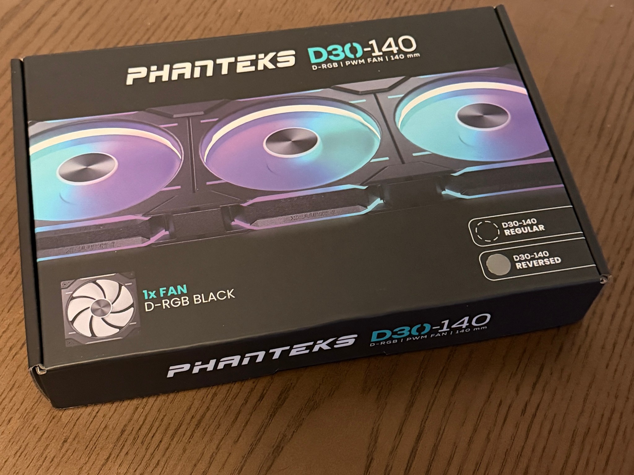 Phanteks D30 140 (7 Reversed, 1 Regular)