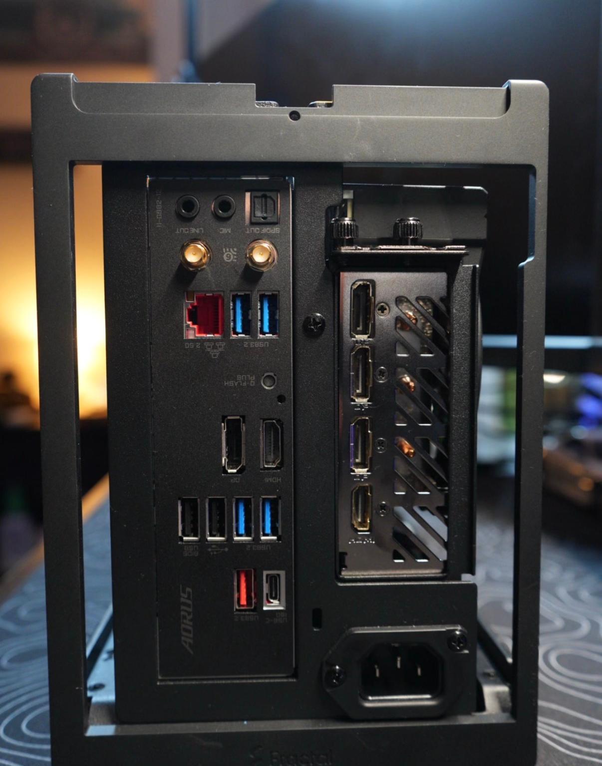 GAMING ITX PC (i9 12900kf, RTX 4070 Super)