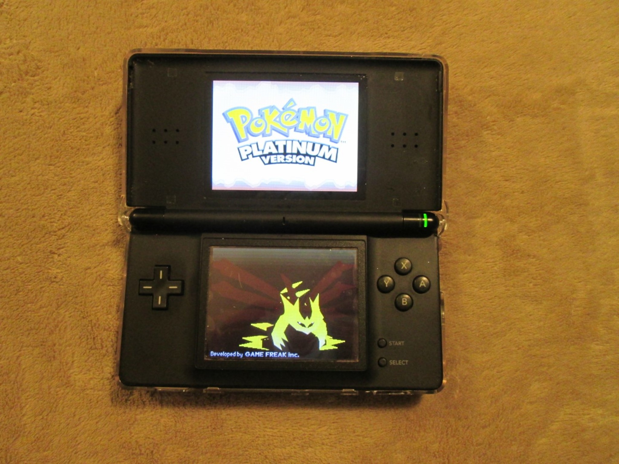 Nintendo Ds Lite 64gb With Games, Case And Accesories