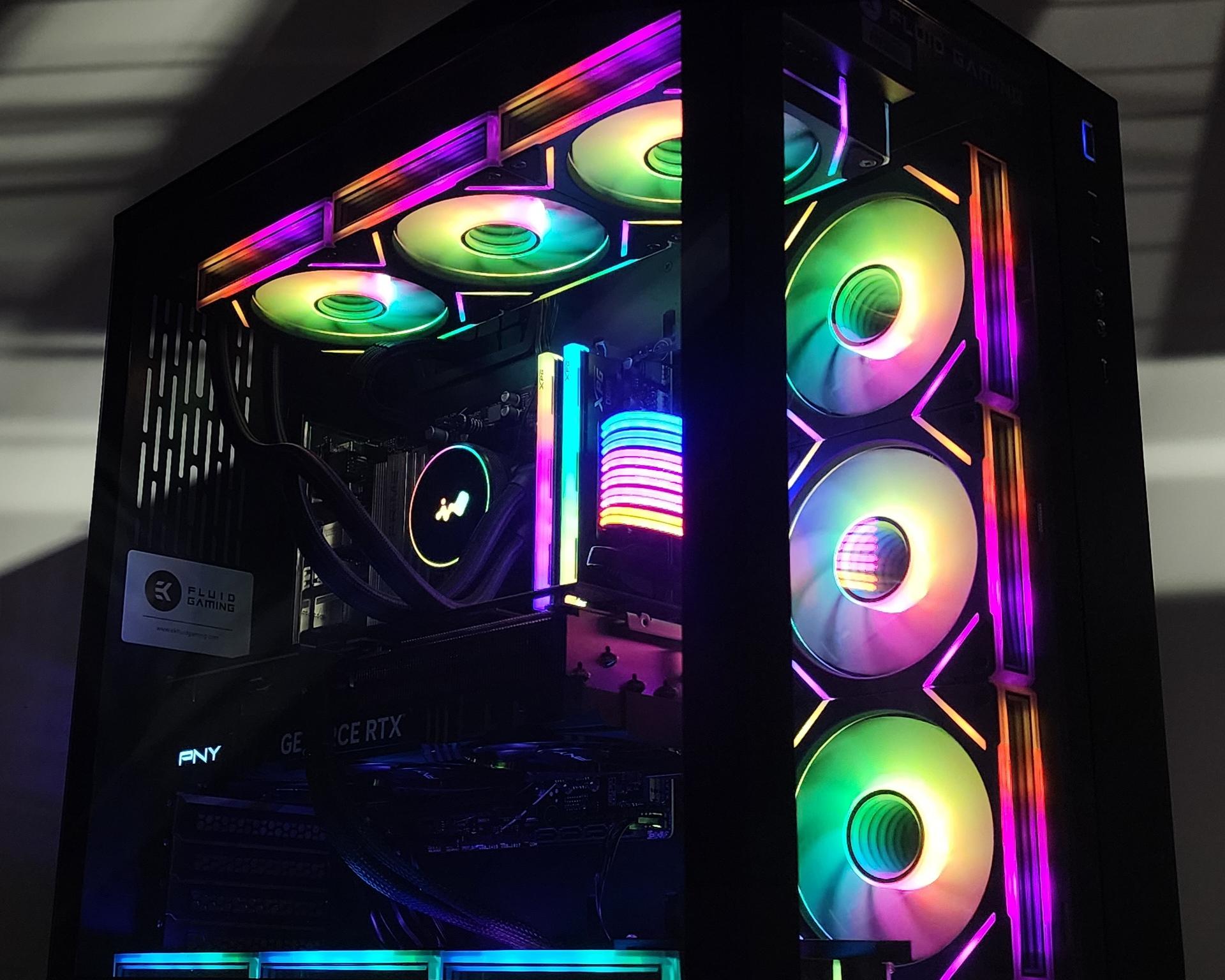 Gaming PC Ryzen 5 7600X3D 32GB RAM 2TB SSD RTX 4070 Ti SUPER 16GB Win11 Computer