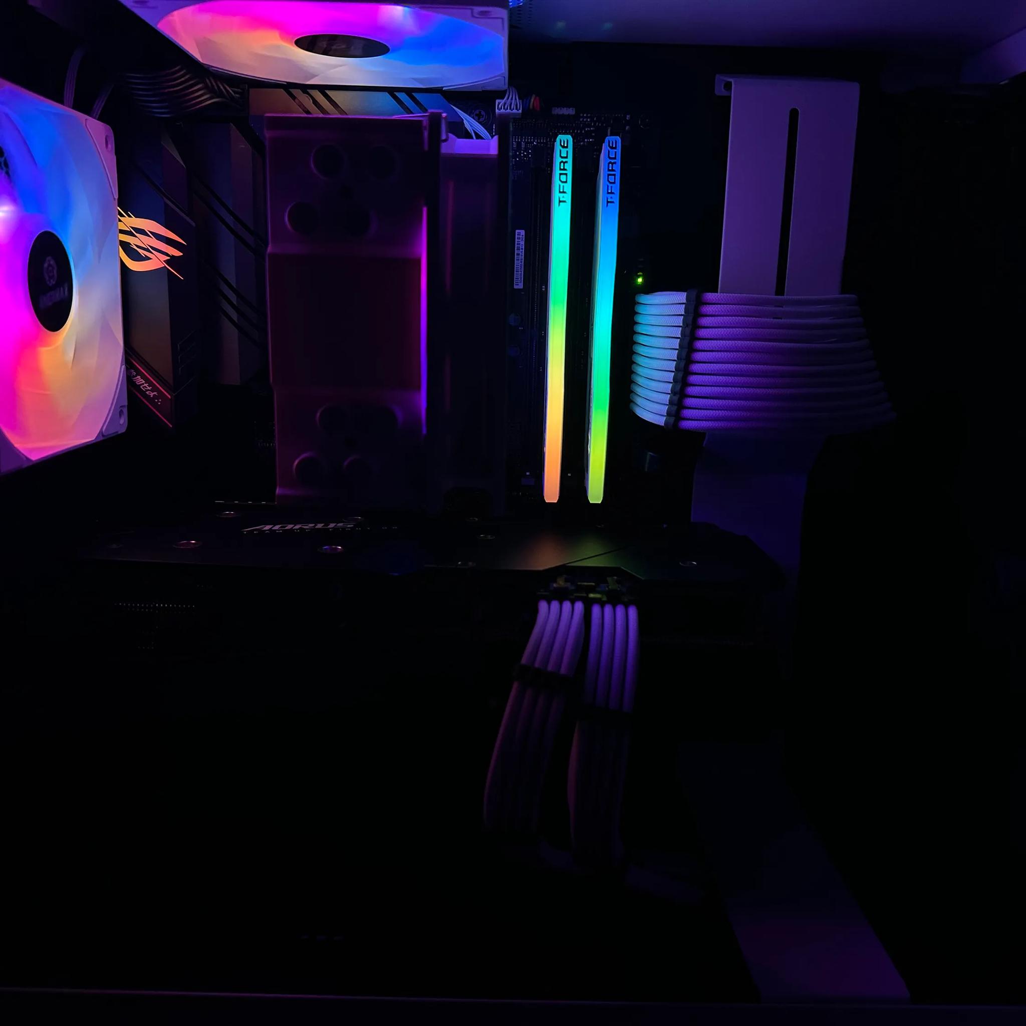 BUDGET Gaming PC (Ryzen 7 2700x, Aorus 5700xt, 16gb DDR4)