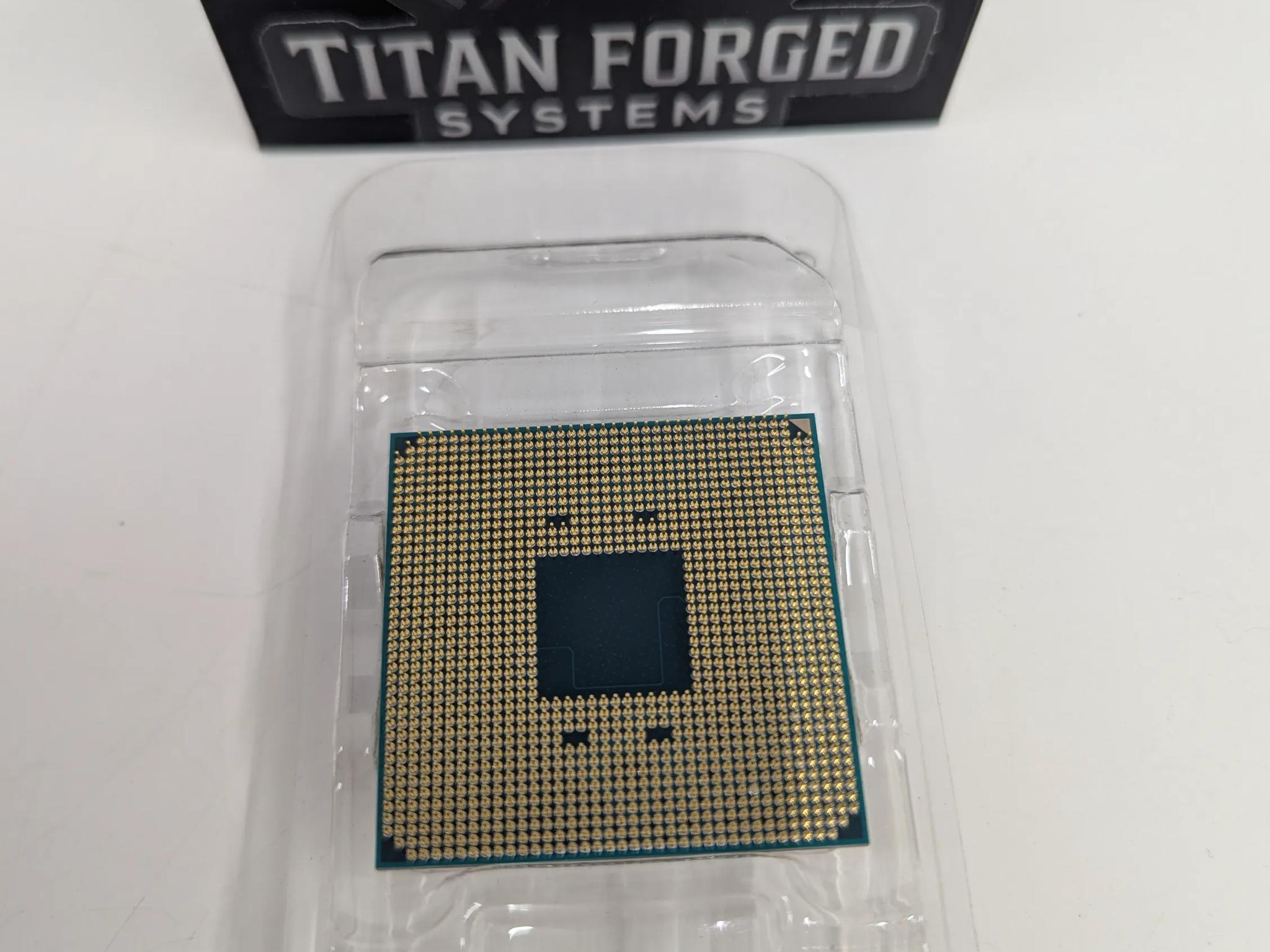 🔹 AMD Ryzen 3 2200G | 4 Cores / 4 Threads | Vega 8 Graphics