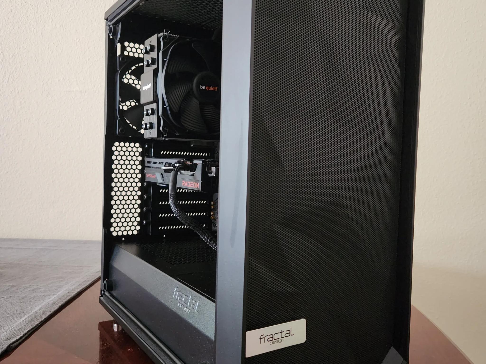 Intel I5-10600K | RX 6600 | 16GB DDR4 - Gaming PC