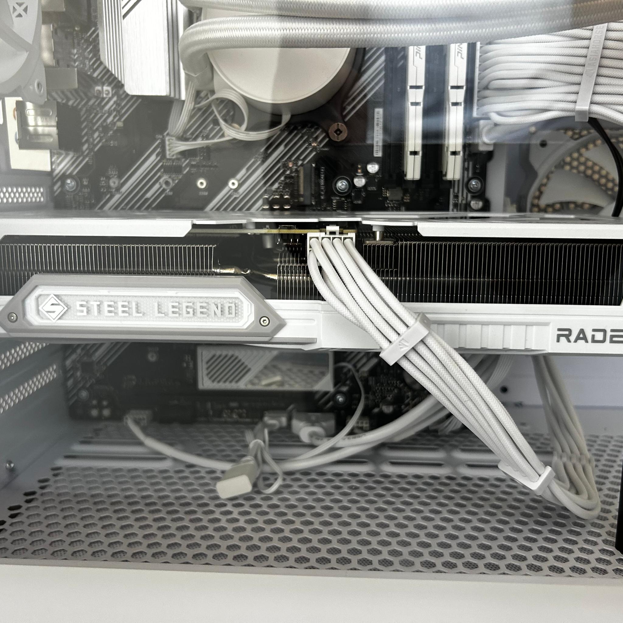 Custom White Gaming Pc non-rgb