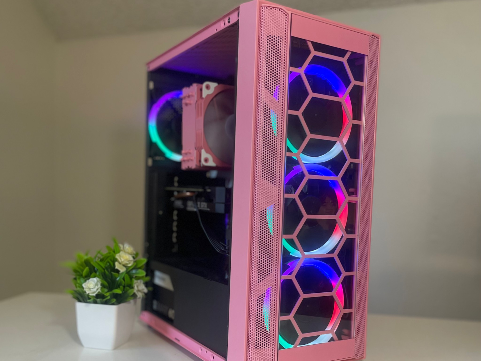 Pretty Pink PC 🌸 Intel I5 , 1660 Super 6GB , 512 GB NVME , 16 GB RAM